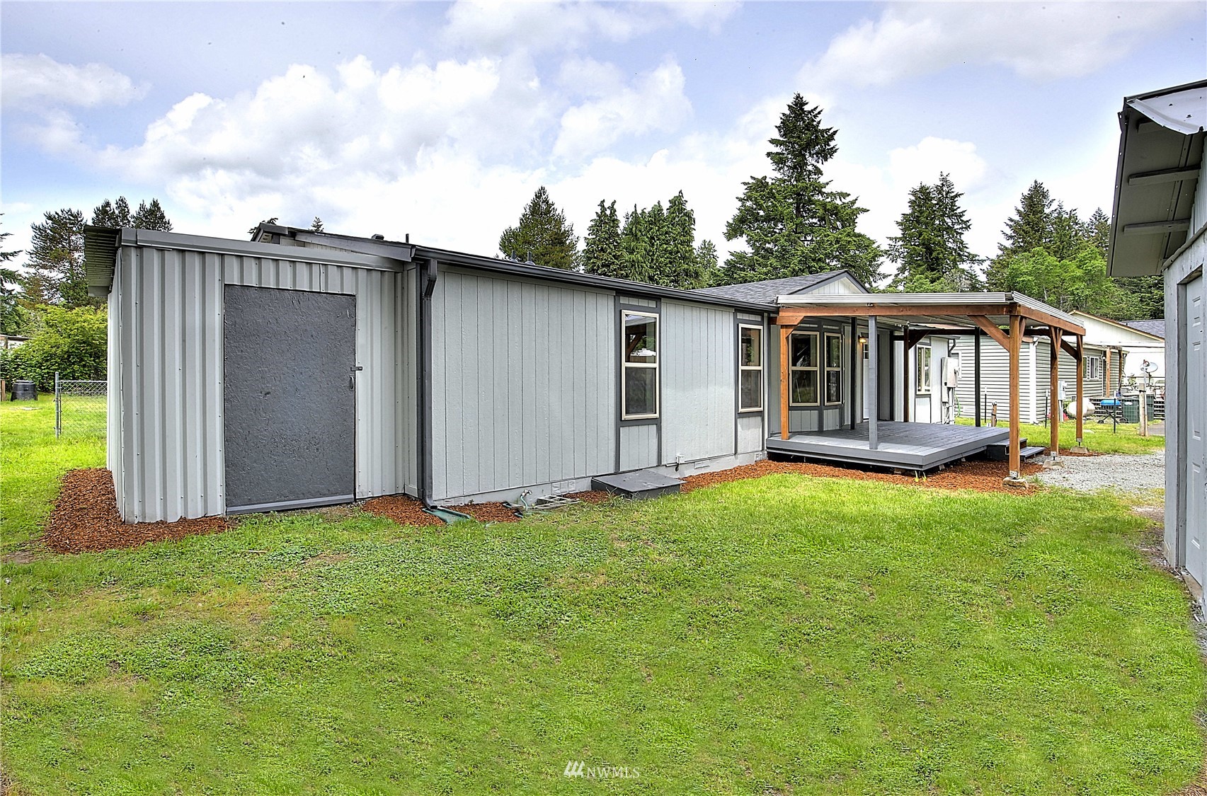 8531 Thuja Avenue SE