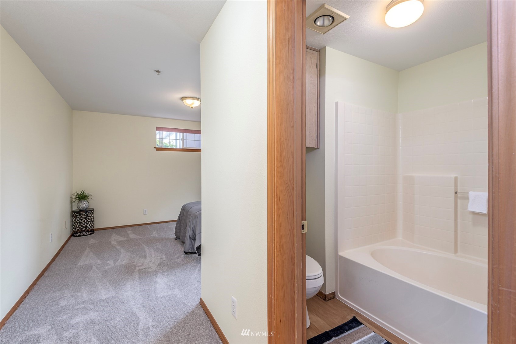 6420 Montclair Avenue SW #8, -1511 Unit: 8