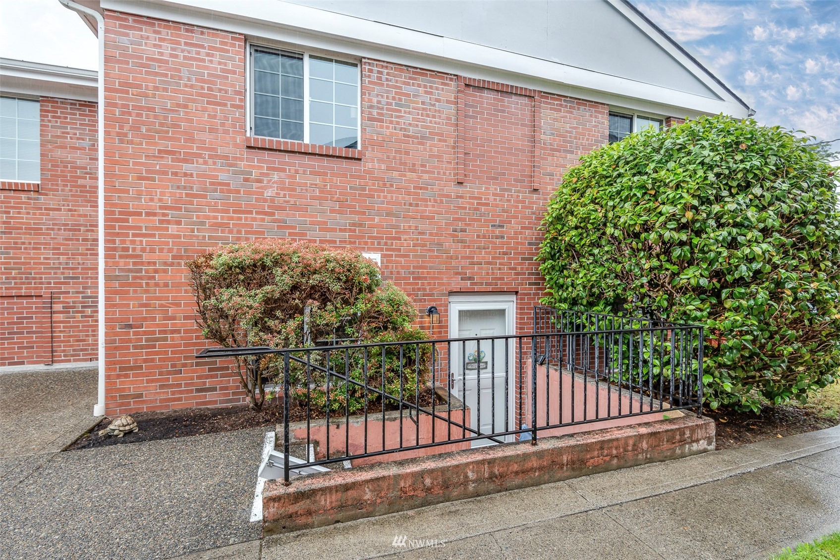 6420 Montclair Avenue SW #8, -1511 Unit: 8