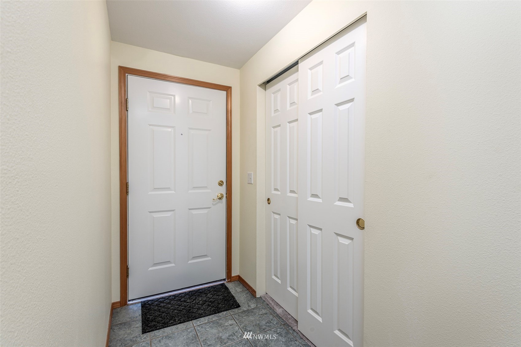 6420 Montclair Avenue SW #8, -1511 Unit: 8