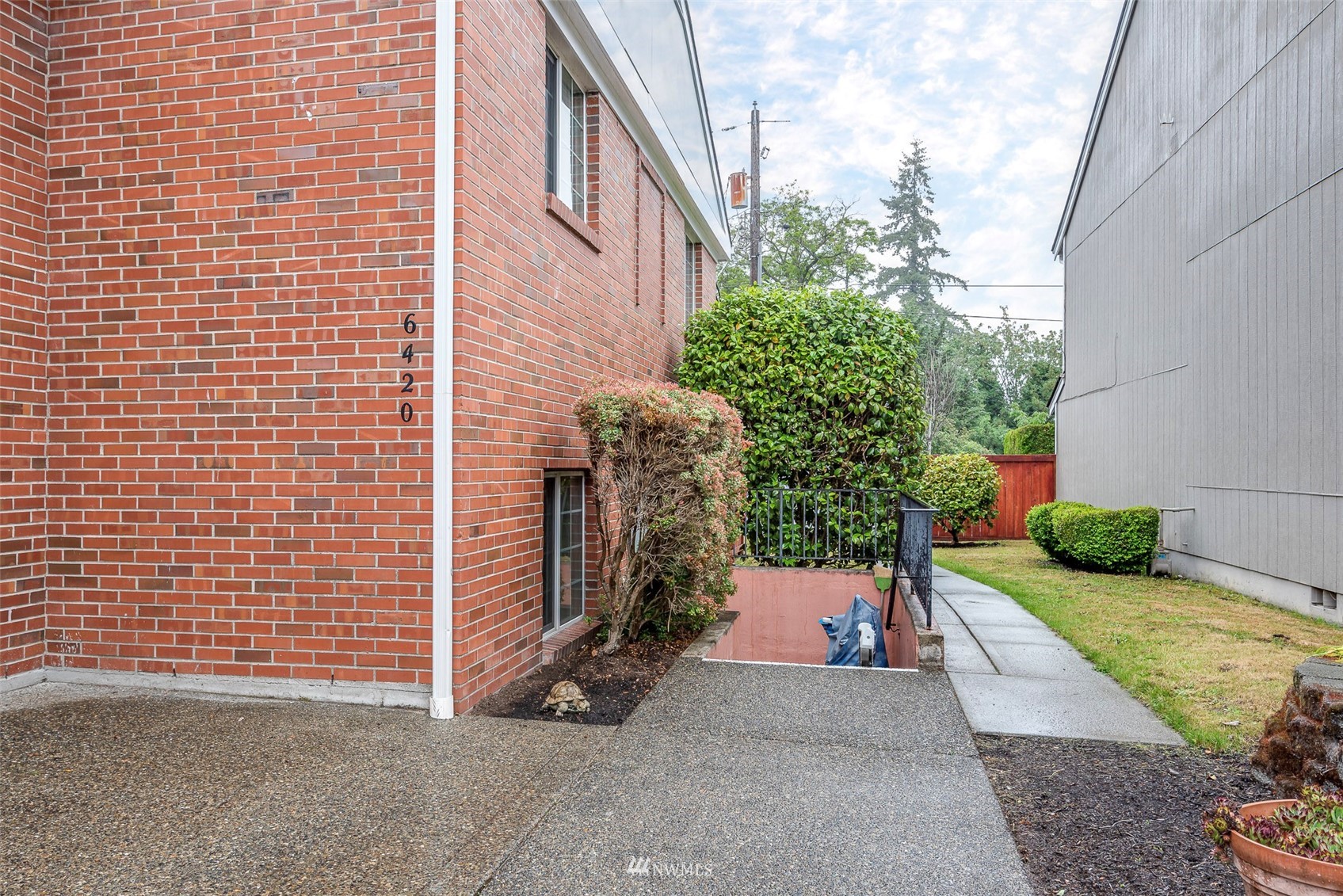 6420 Montclair Avenue SW #8, -1511 Unit: 8