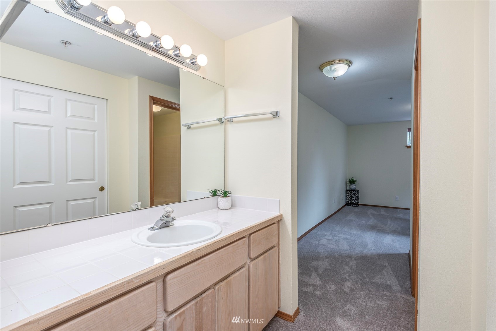 6420 Montclair Avenue SW #8, -1511 Unit: 8