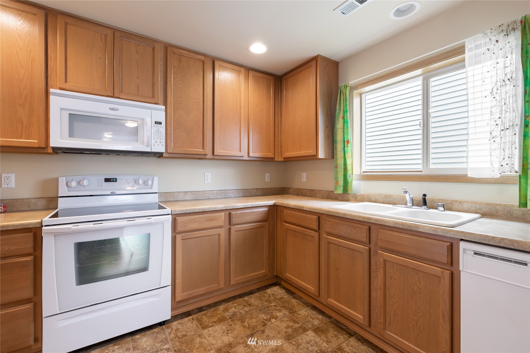 1475 Packwood Avenue