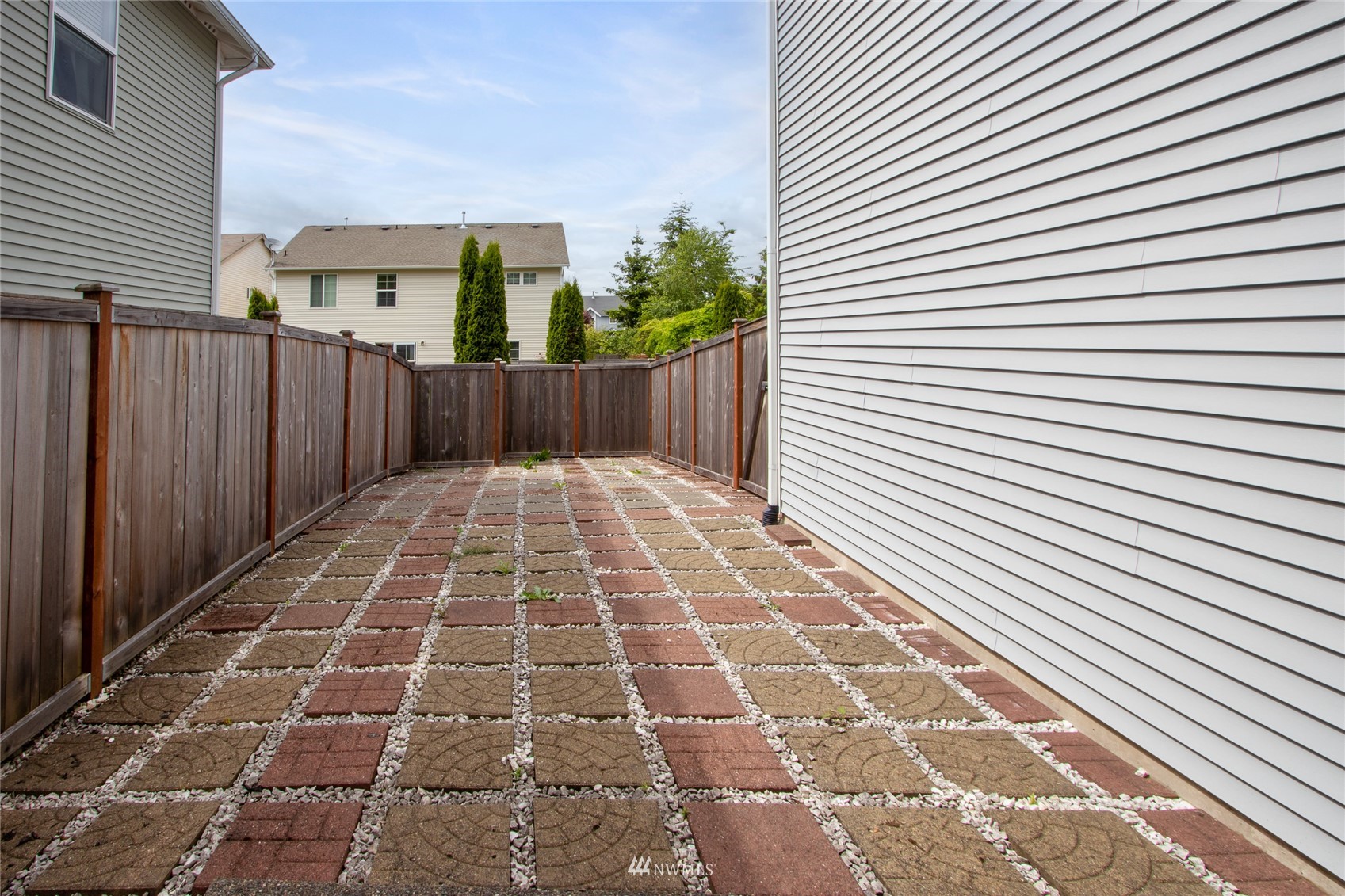 1475 Packwood Avenue