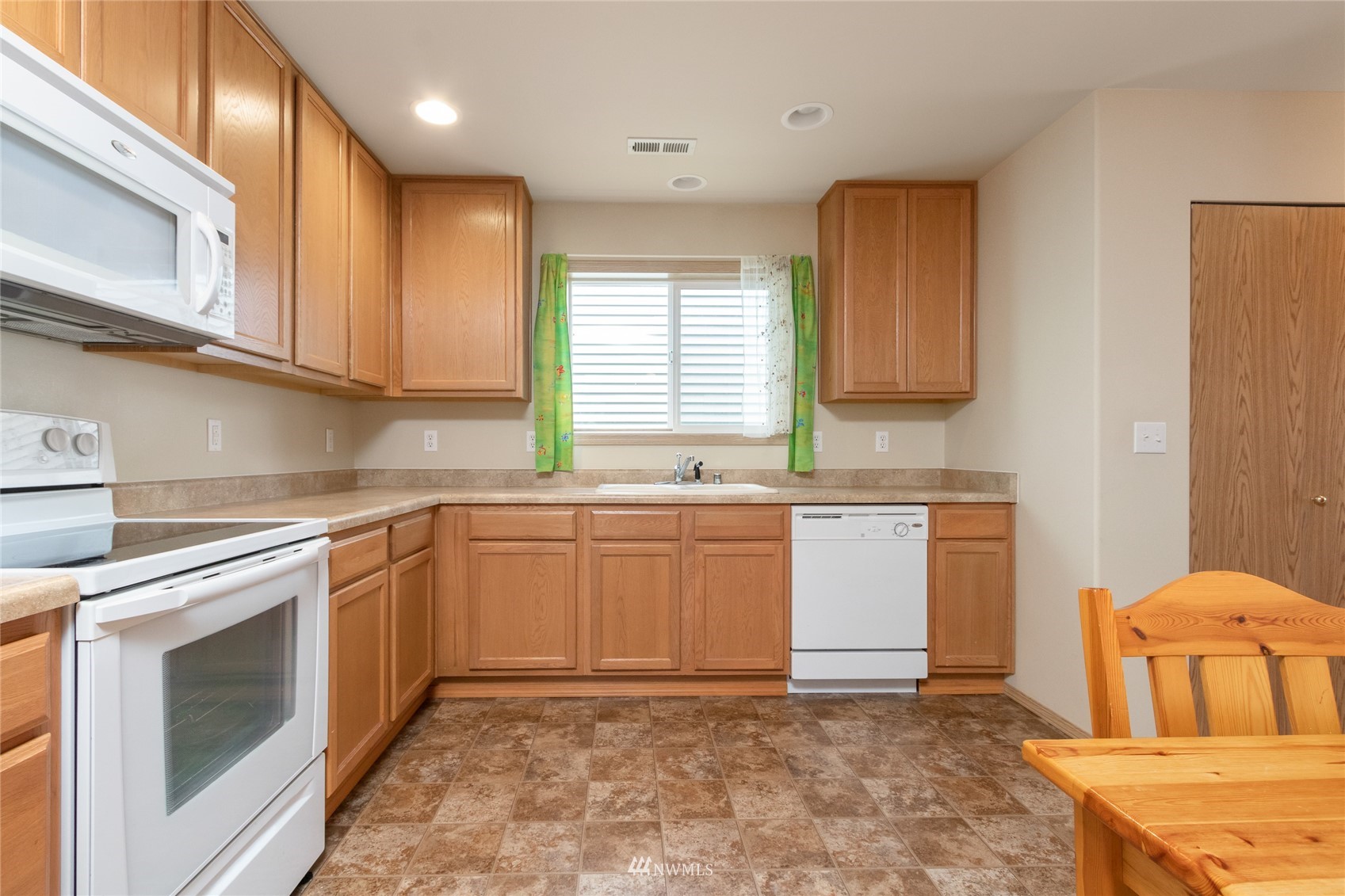 1475 Packwood Avenue