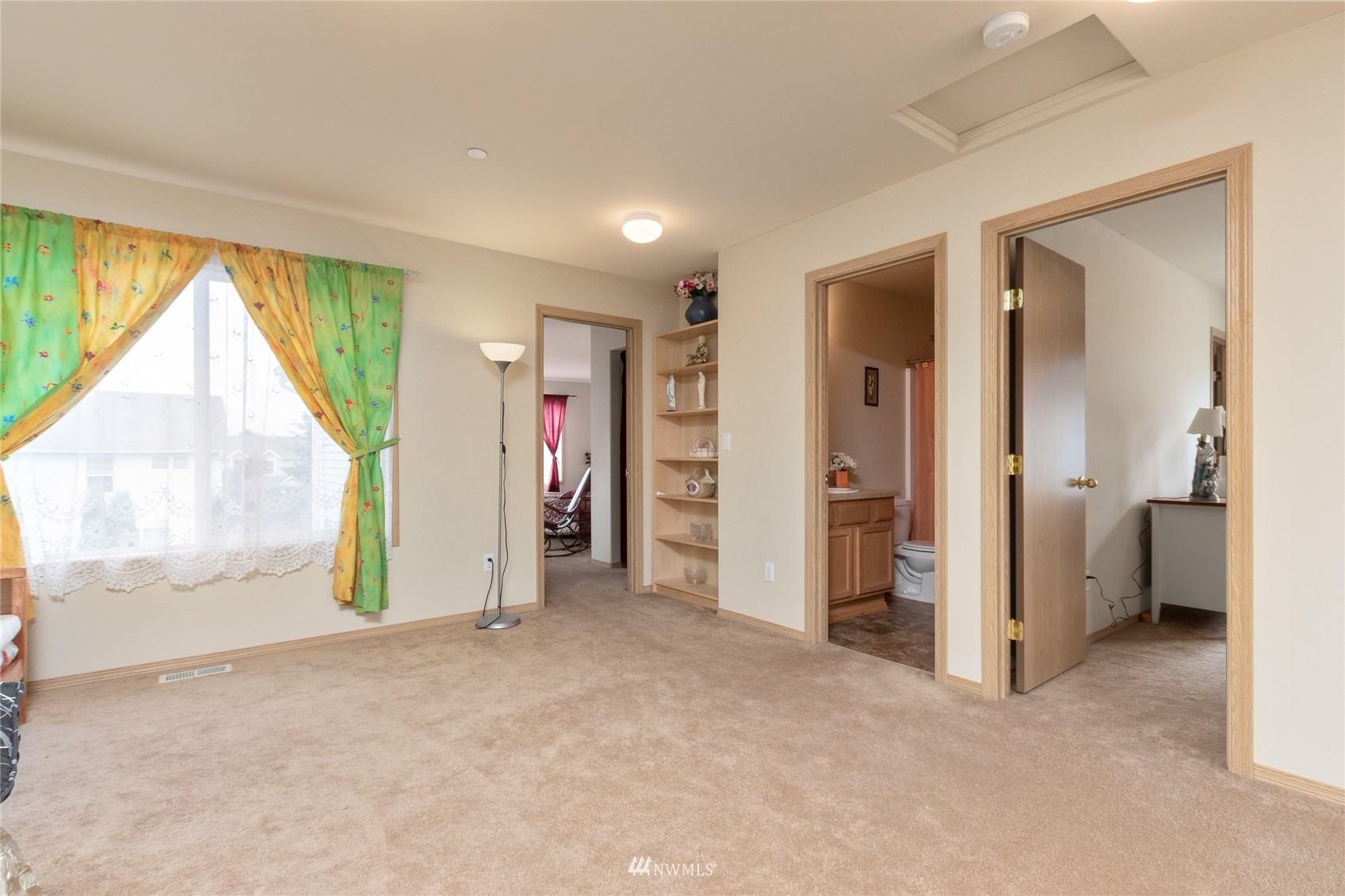 1475 Packwood Avenue