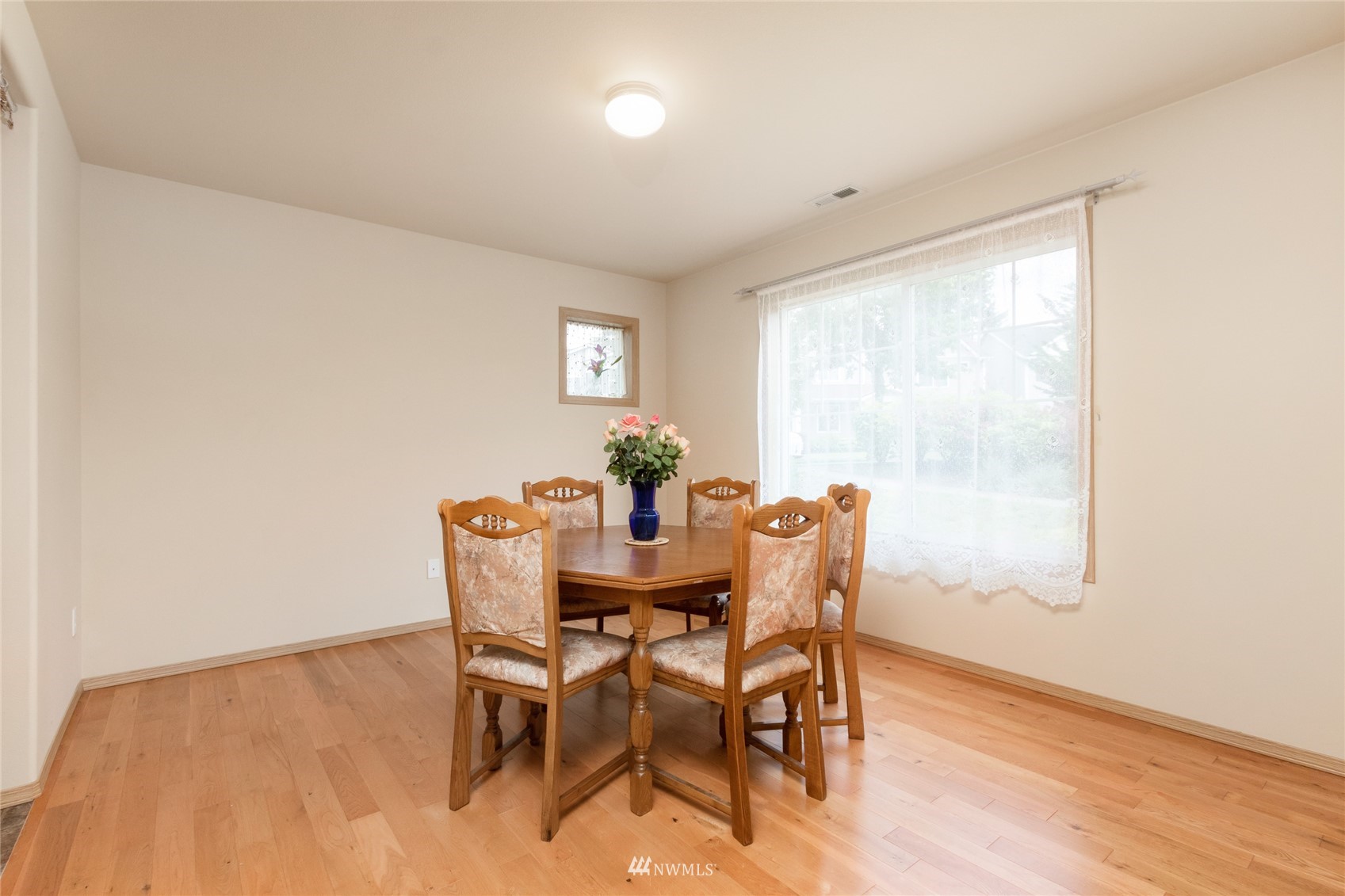 1475 Packwood Avenue