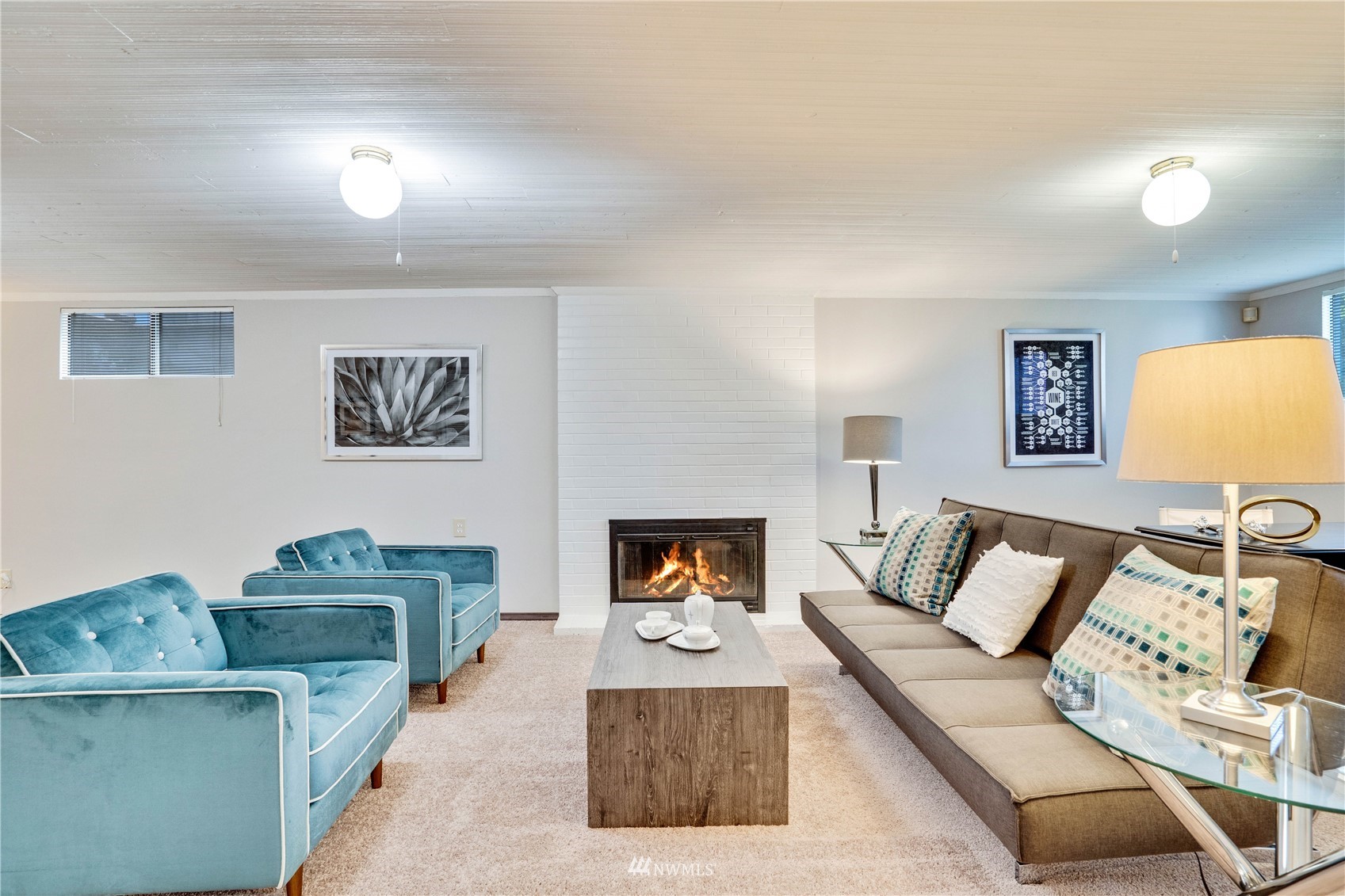 2915 Louise Avenue W