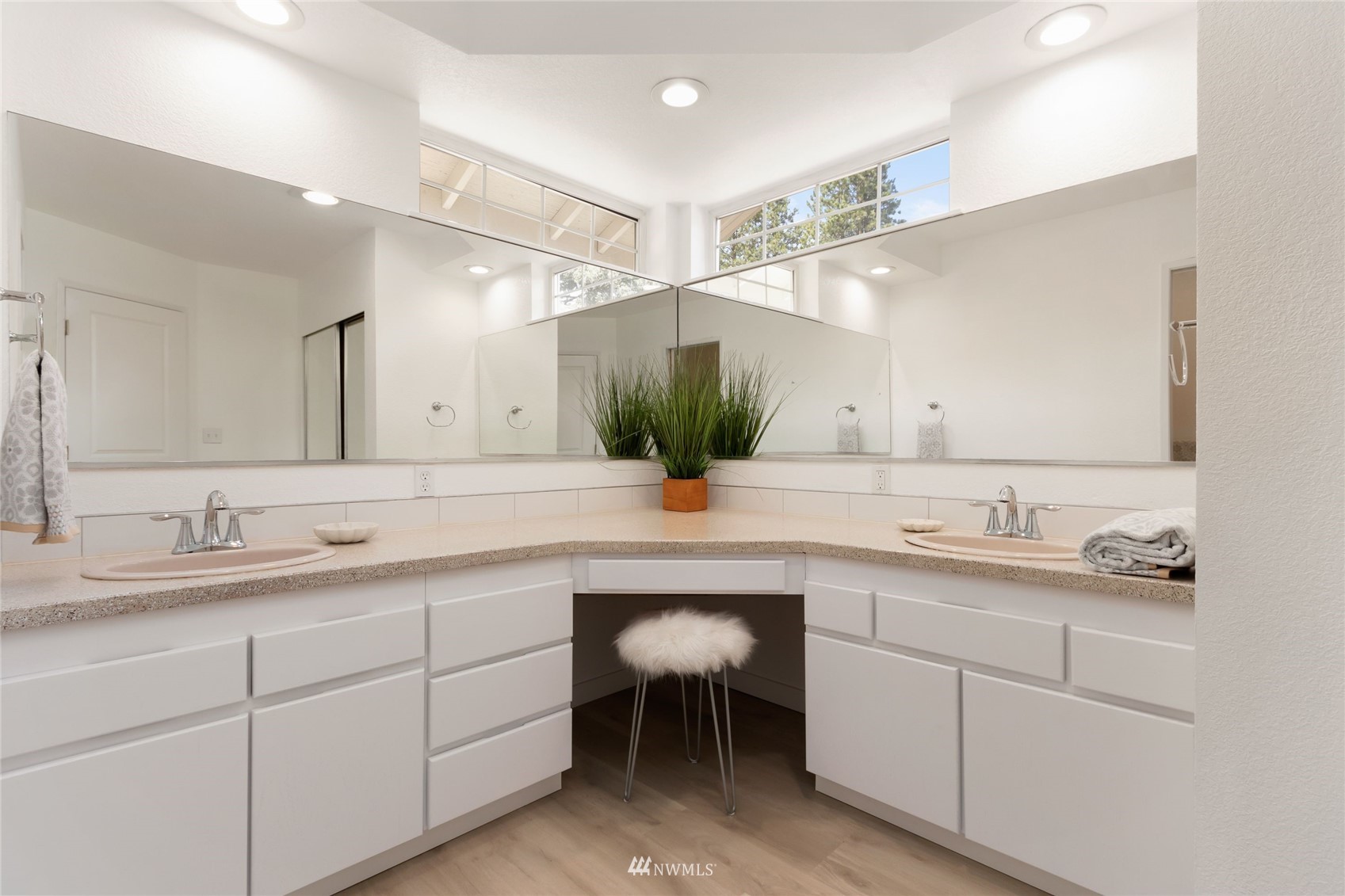 3411 -3413 71st Avenue Ct W