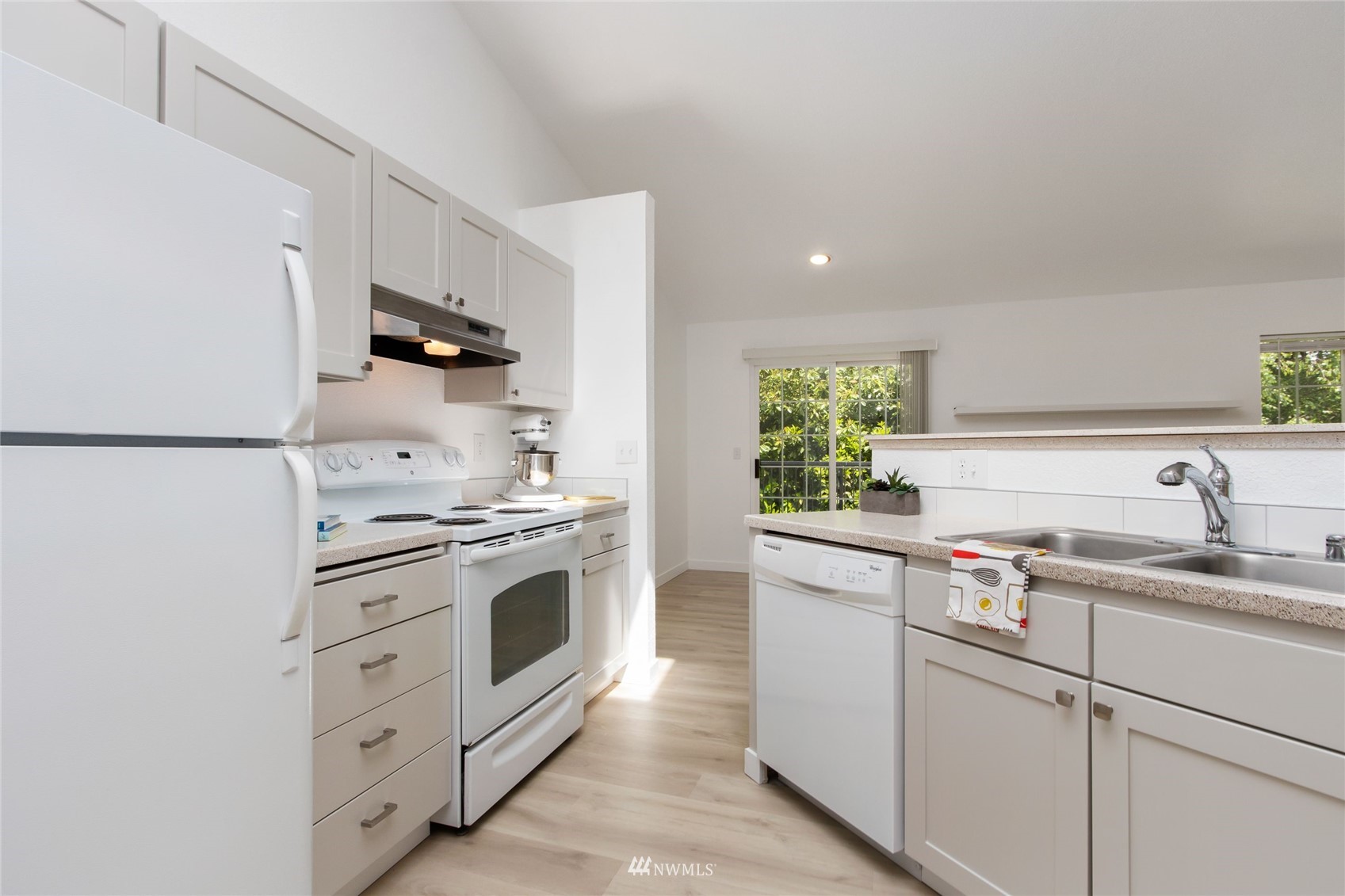 3411 -3413 71st Avenue Ct W