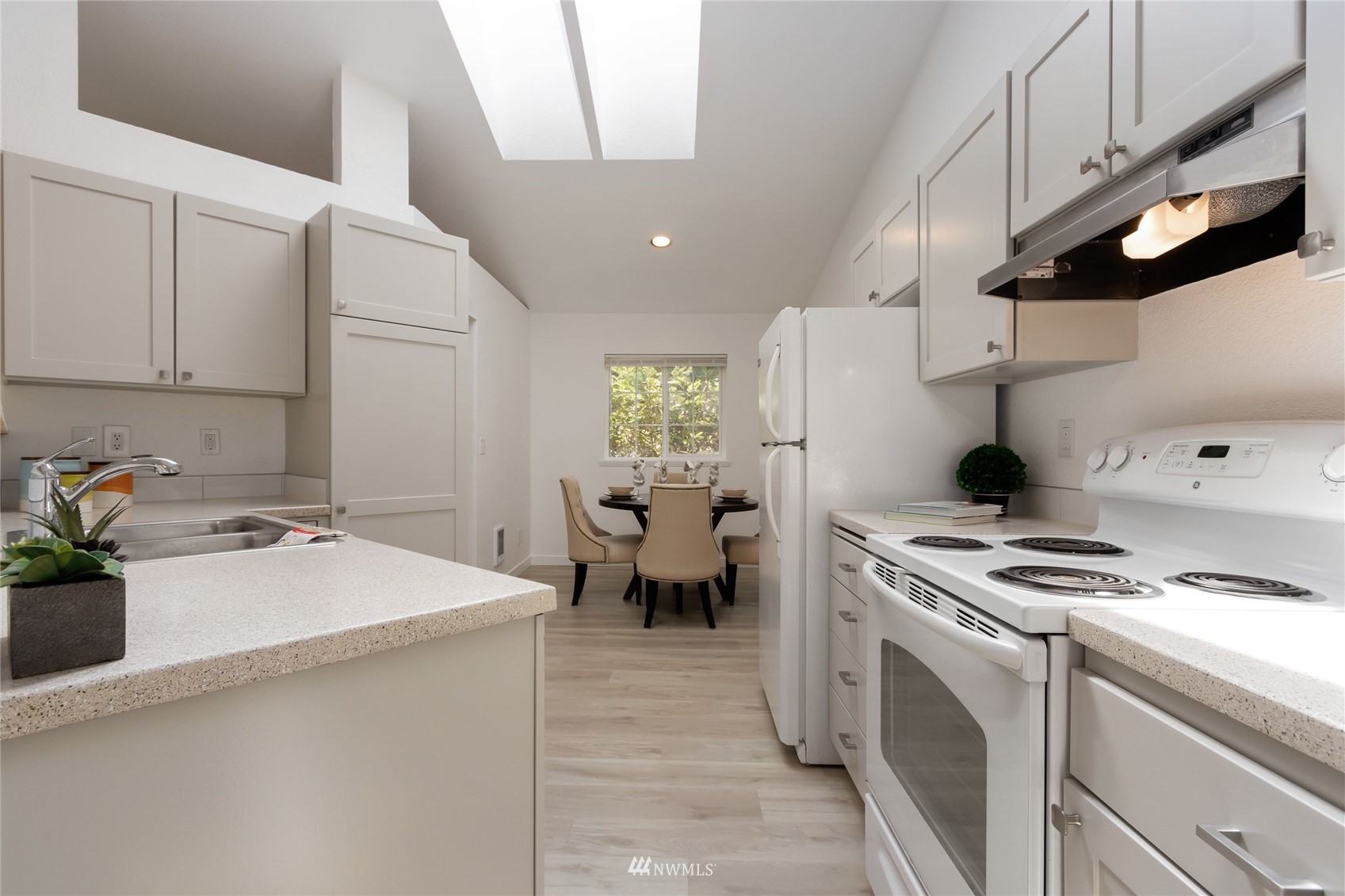 3411 -3413 71st Avenue Ct W