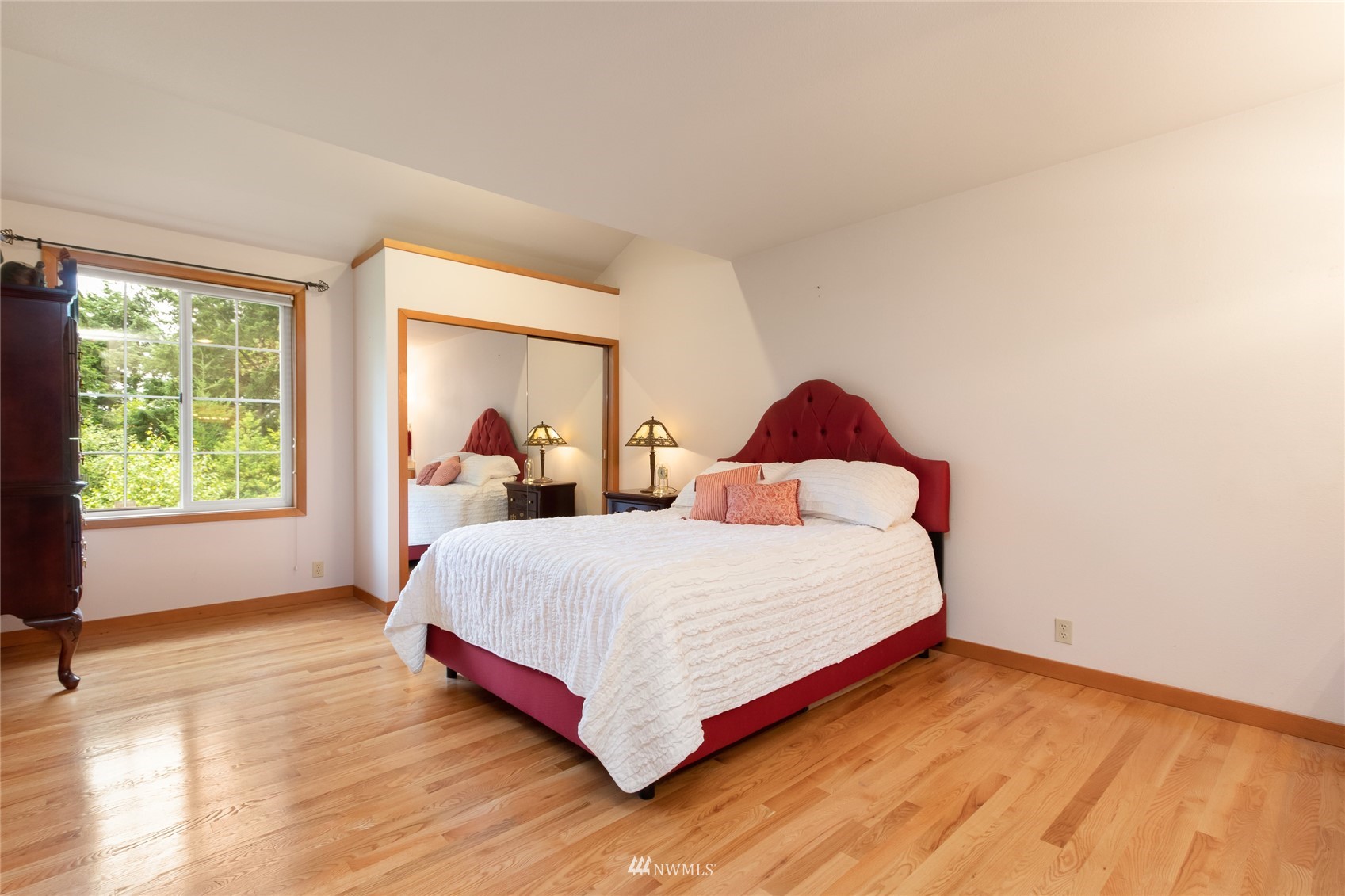 3404 -3406 71st Avenue Ct W