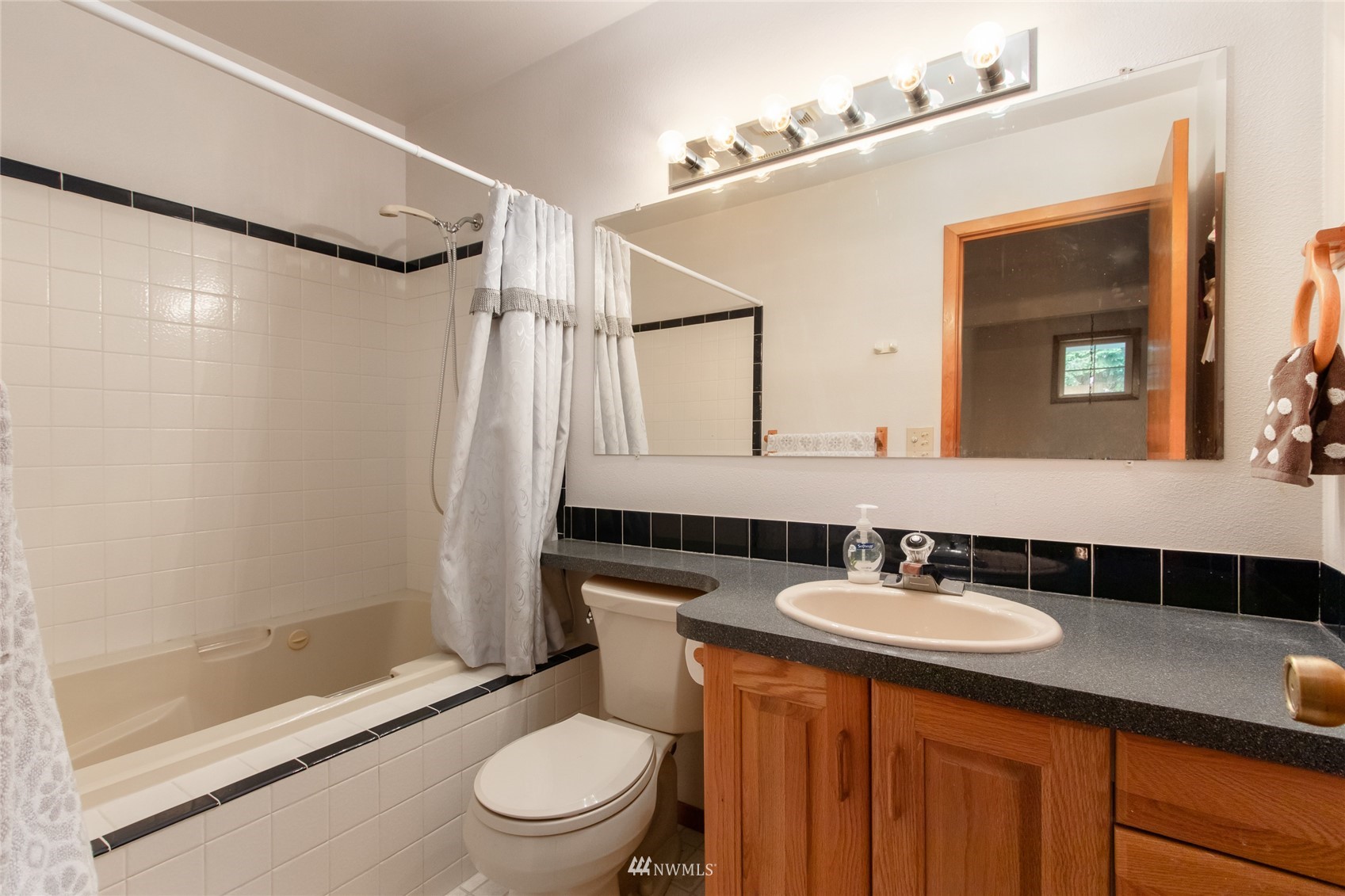 3404 -3406 71st Avenue Ct W