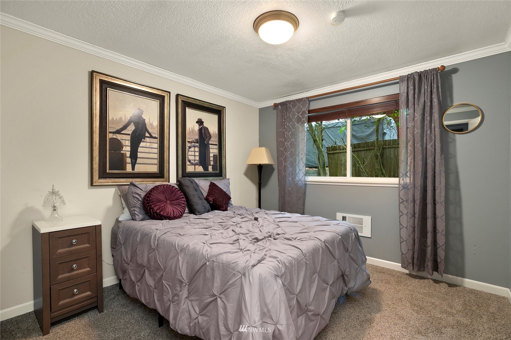 7548 Siskin Drive SE