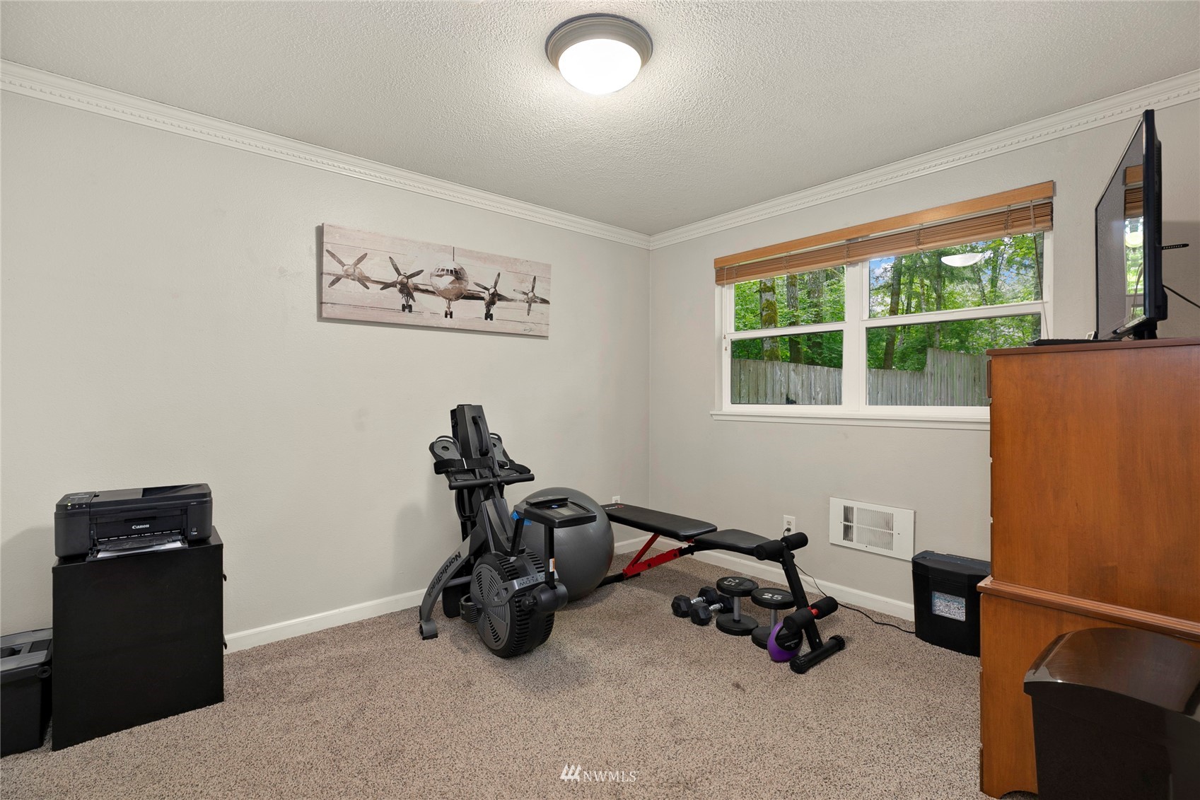 7548 Siskin Drive SE