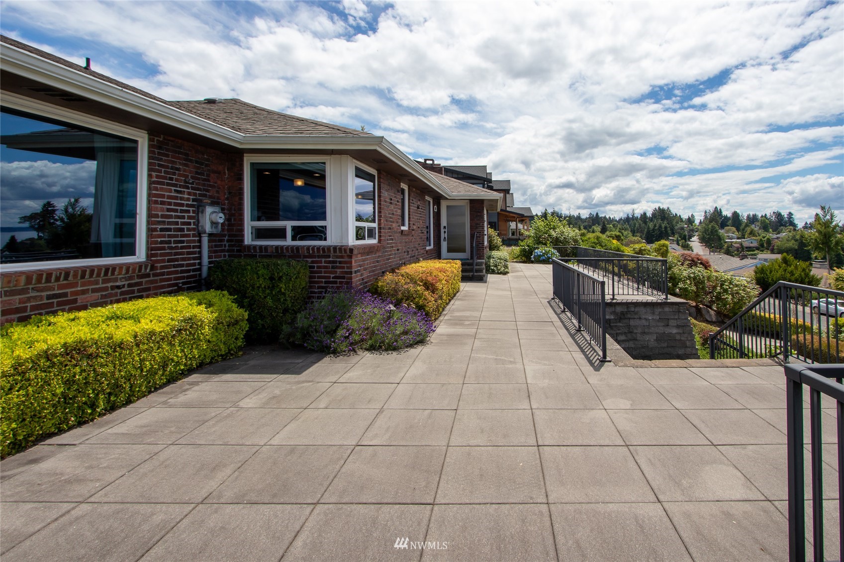 3609 Olympic Boulevard W