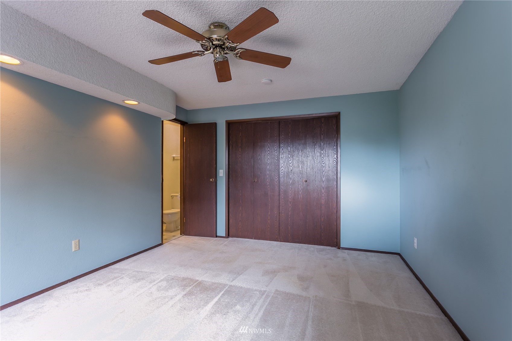 9420 Lexington Avenue SW, -1525