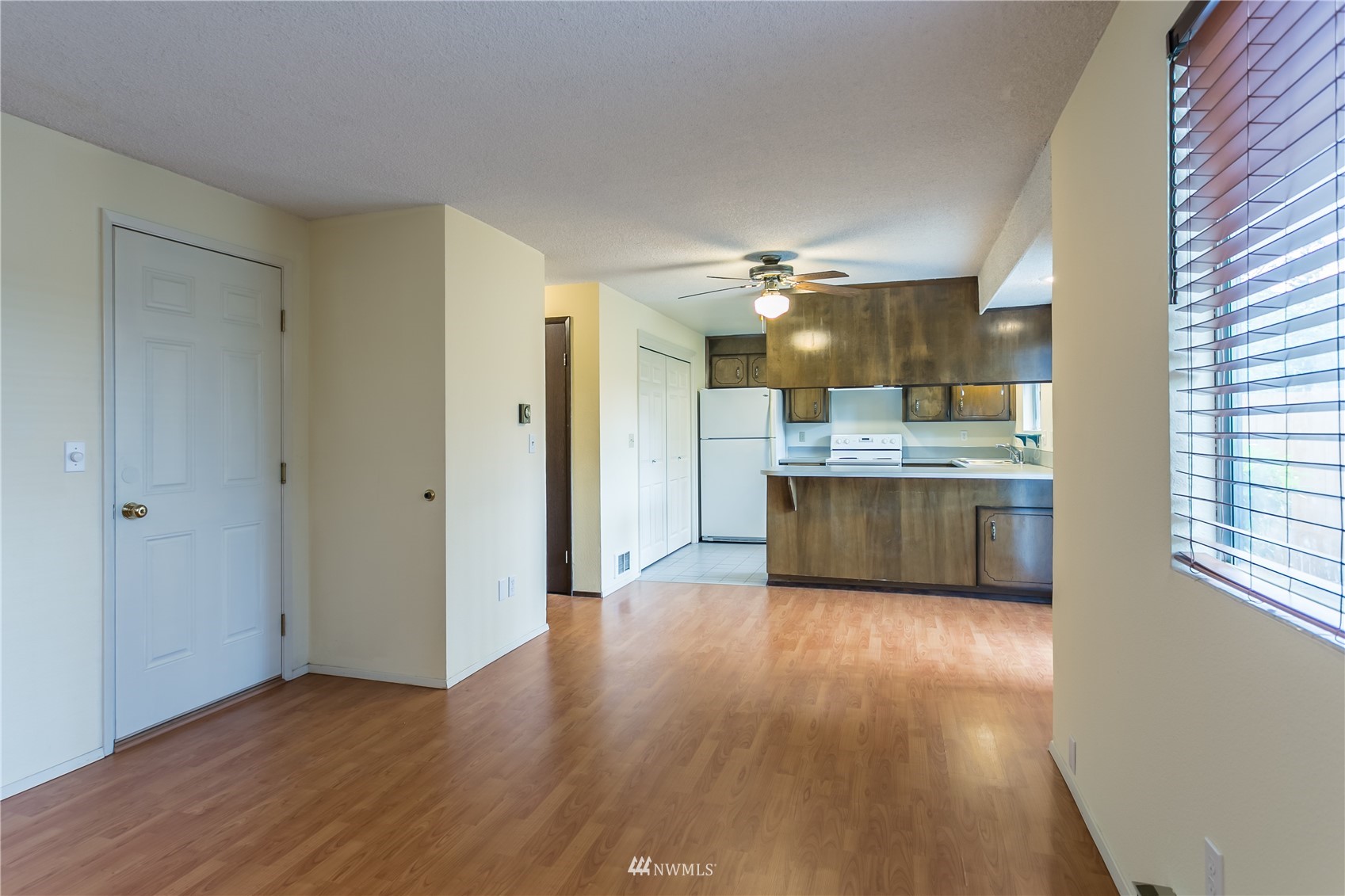9420 Lexington Avenue SW, -1525