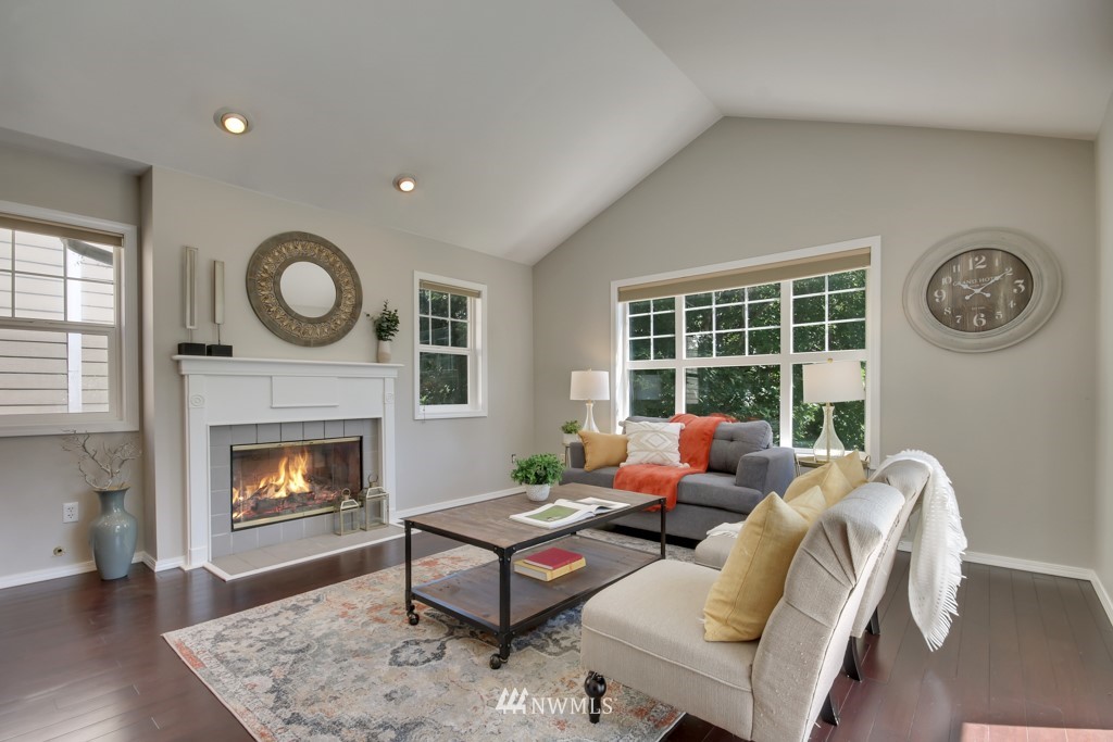 3127 N Shirley Street