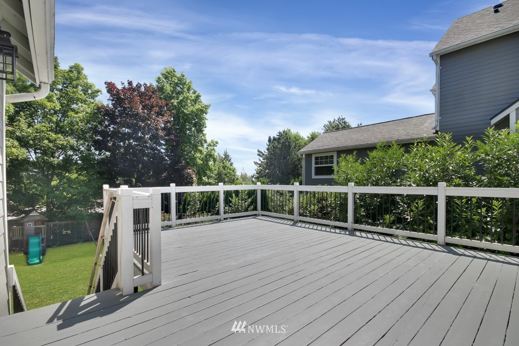 3127 N Shirley Street