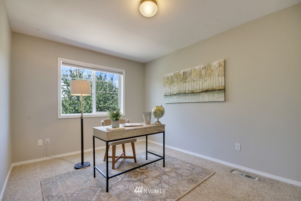 3127 N Shirley Street