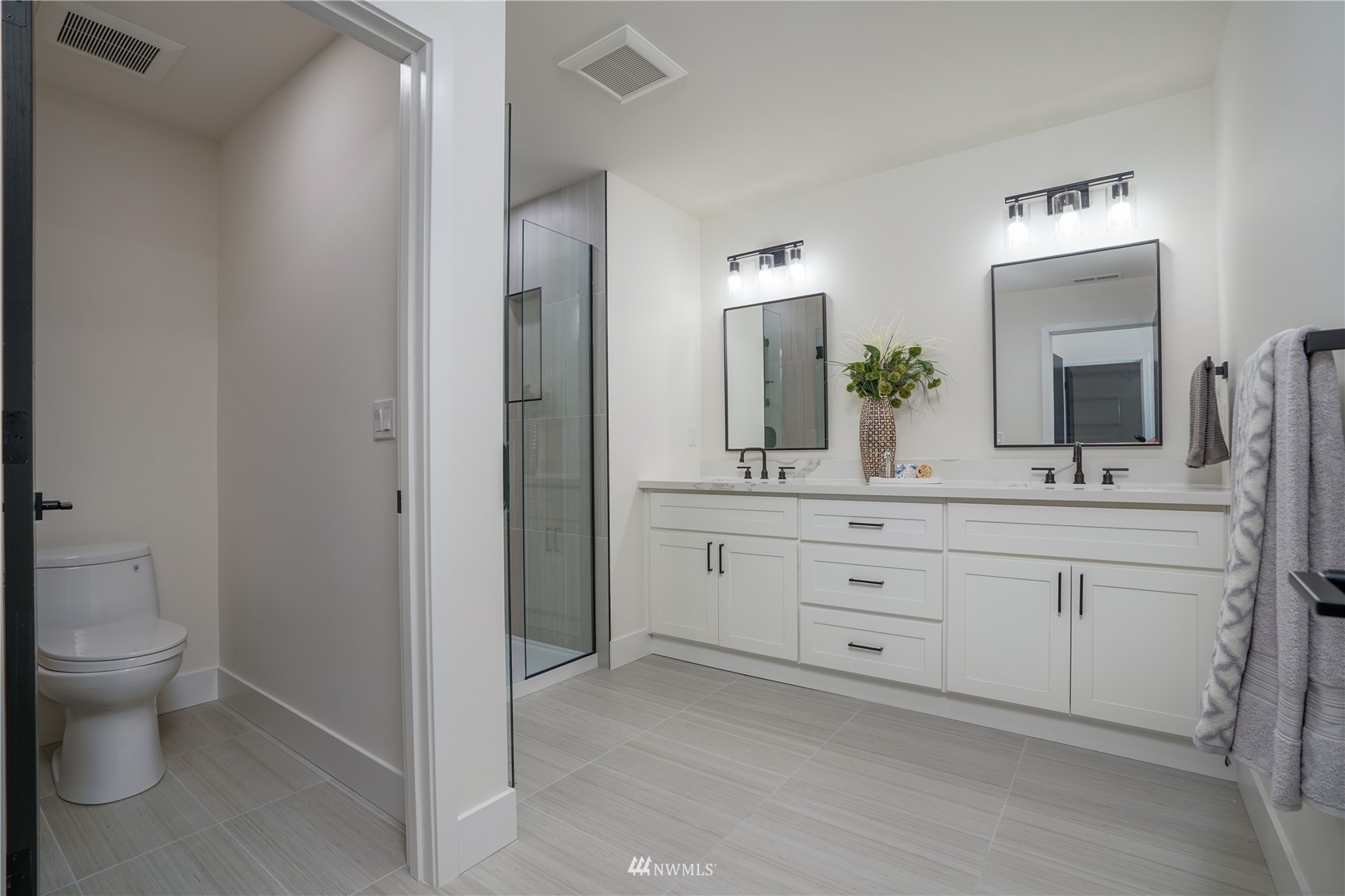 3920 N Cheyenne Street