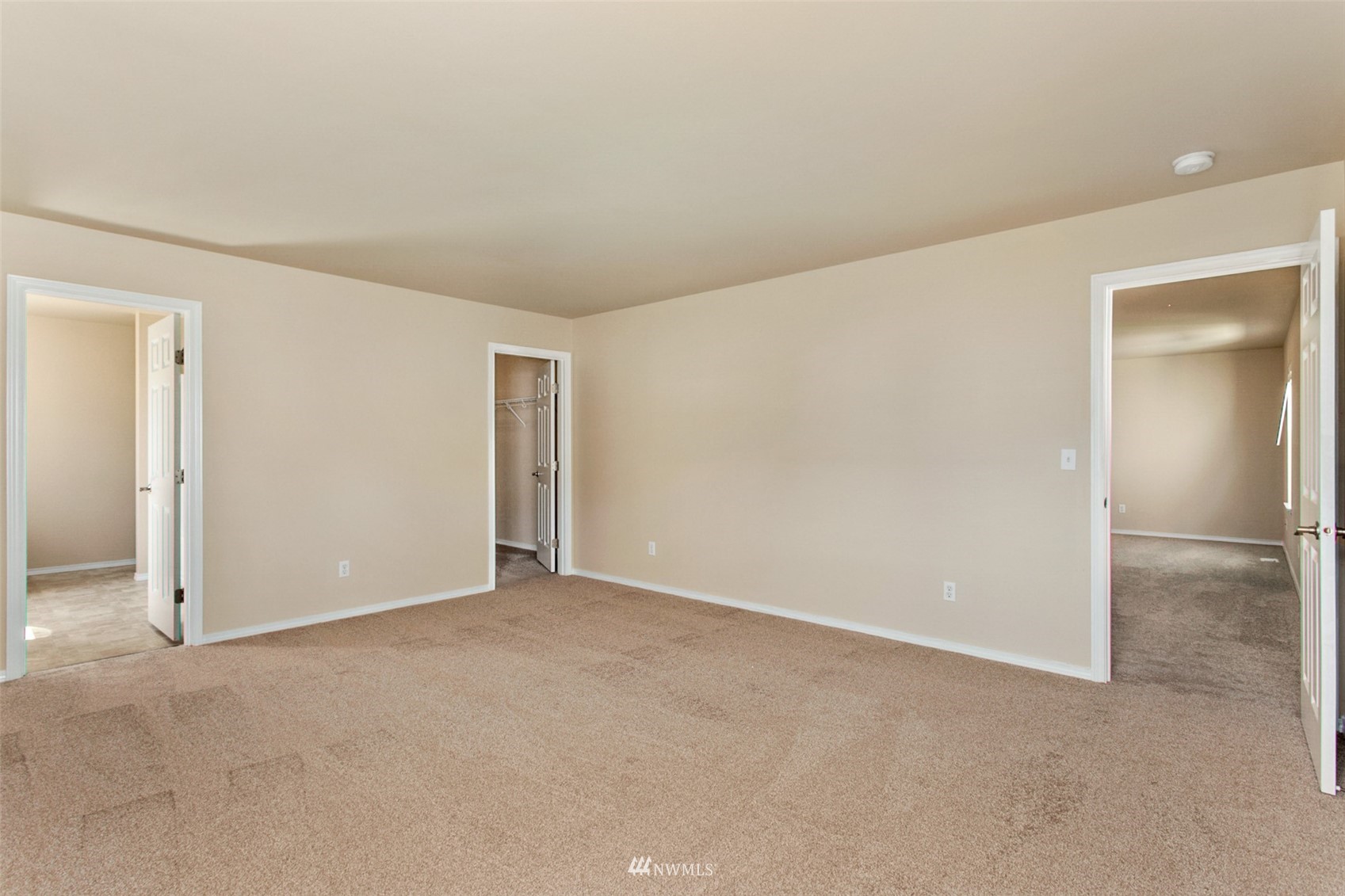 5020 200th Street Ct E