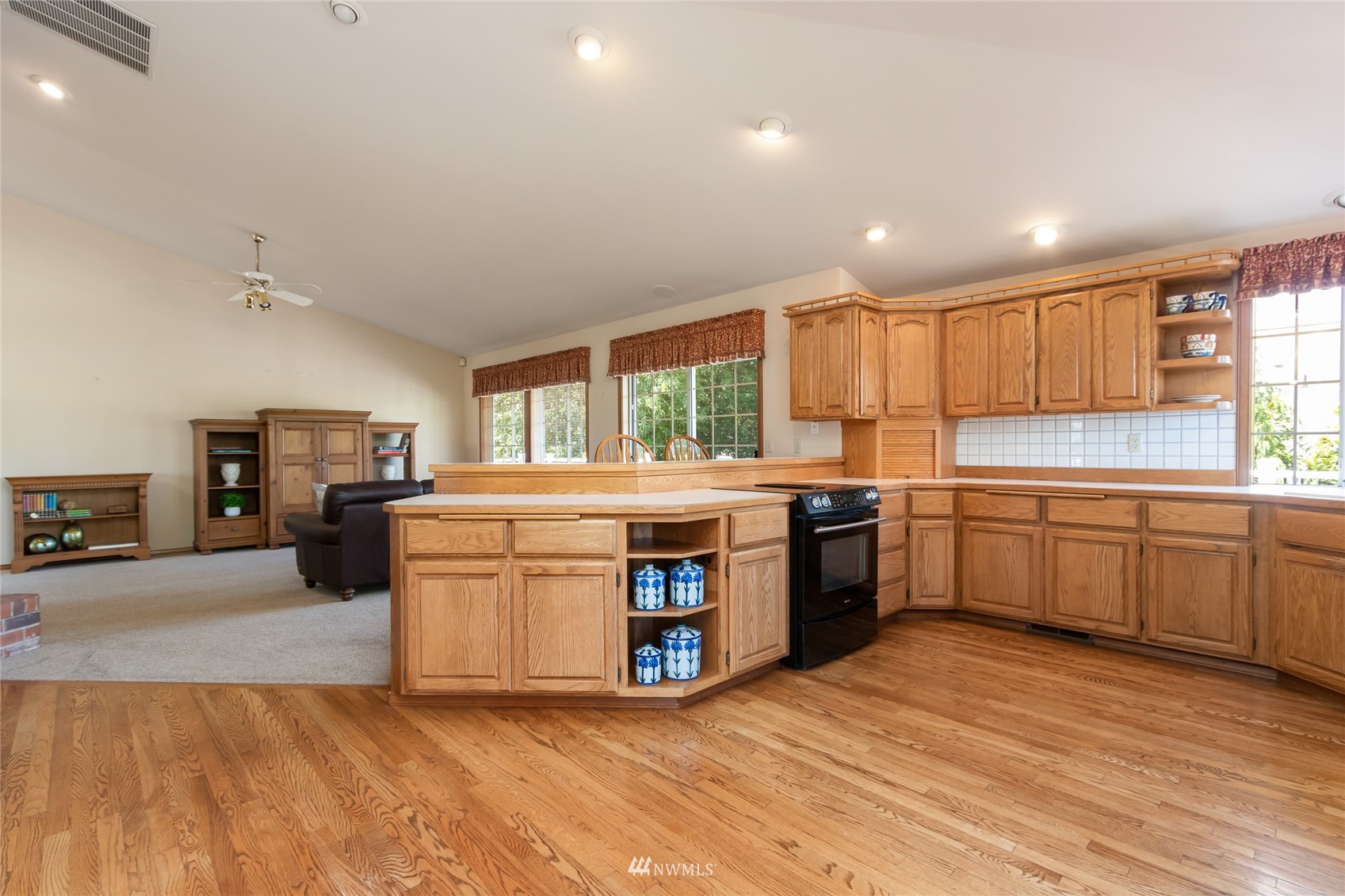 5825 48th Street W