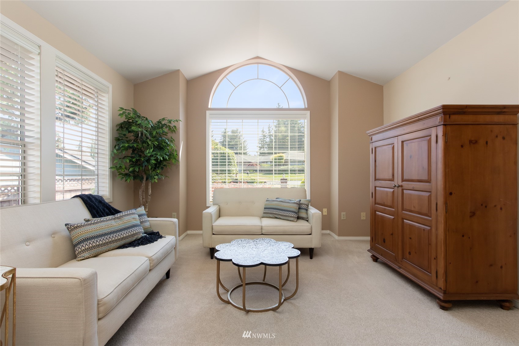 5825 48th Street W