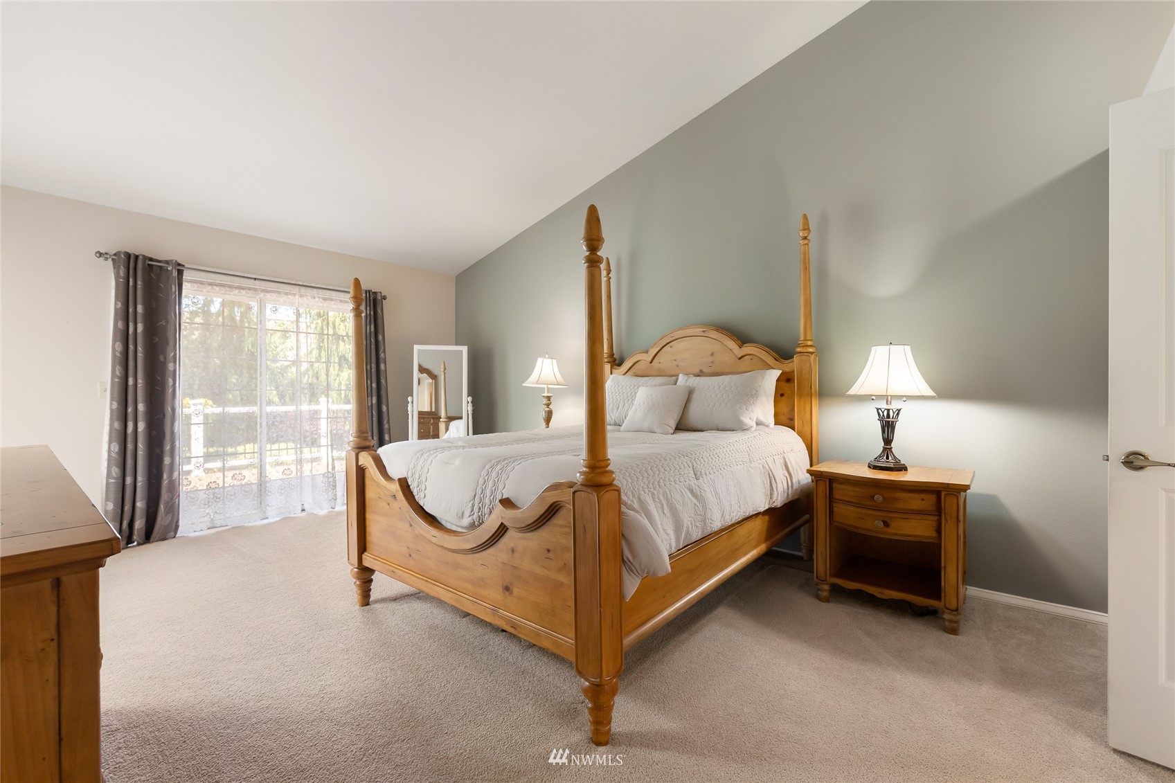 5825 48th Street W