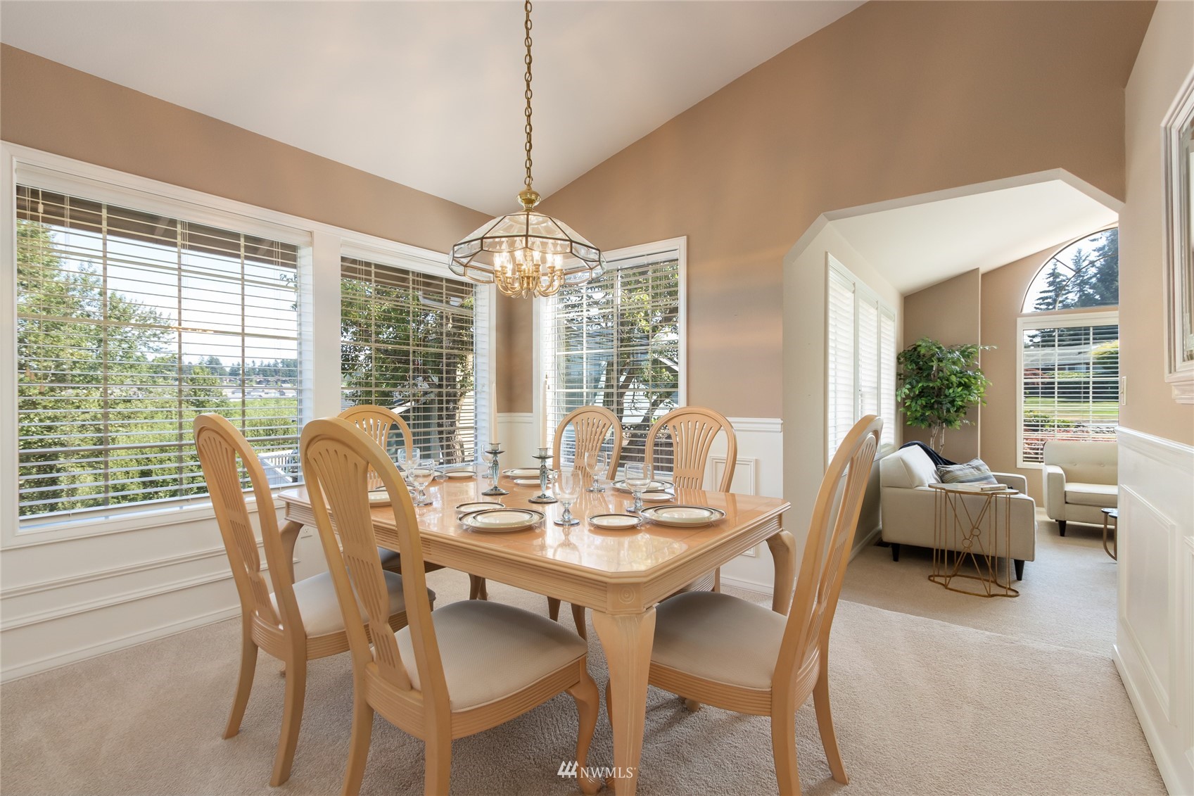 5825 48th Street W