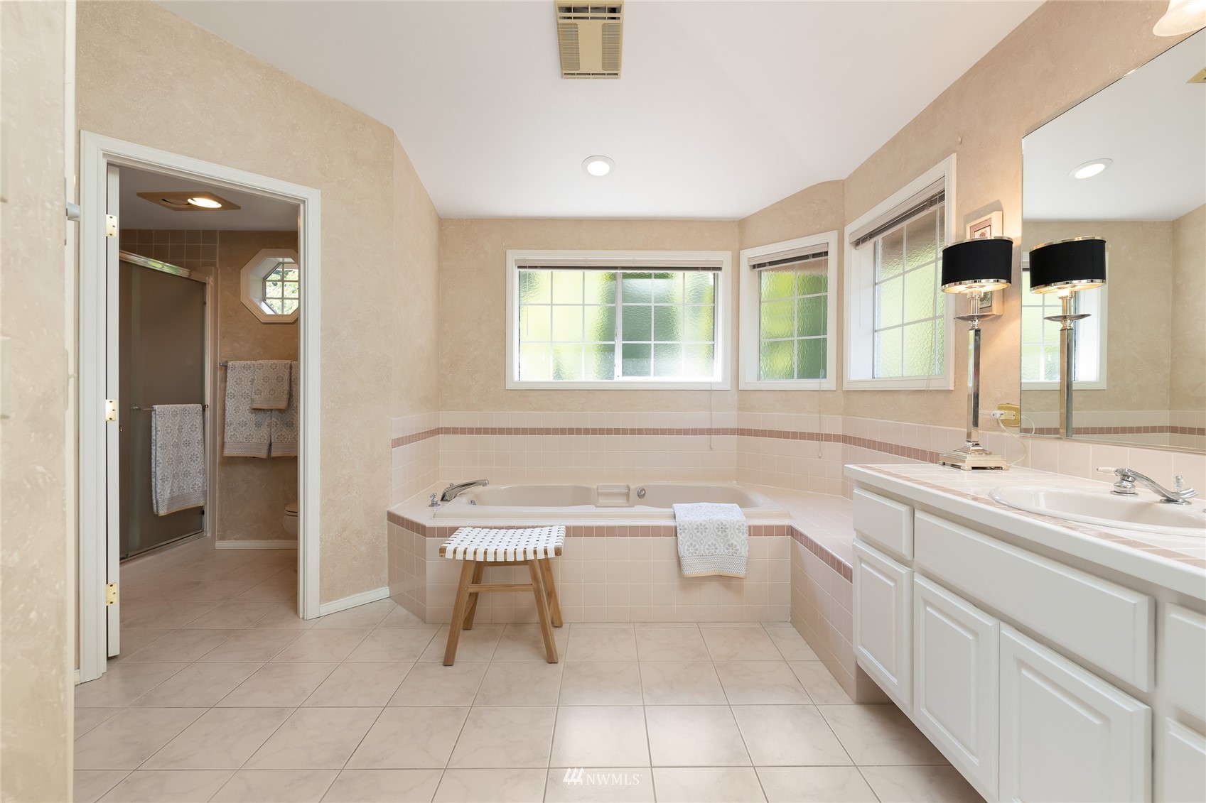 5825 48th Street W