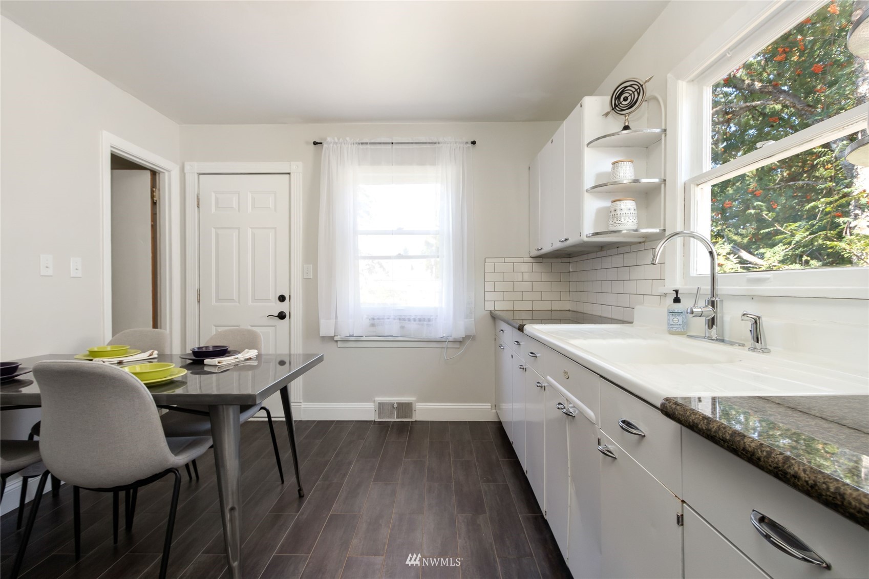 1612 S Washington Street