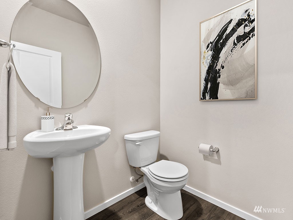 11016 188th Street E #910