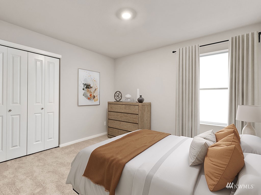 11016 188th Street E #910