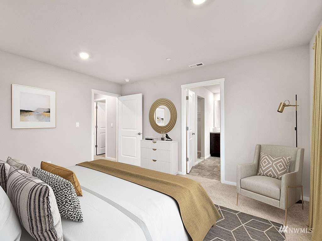 11016 188th Street E #910