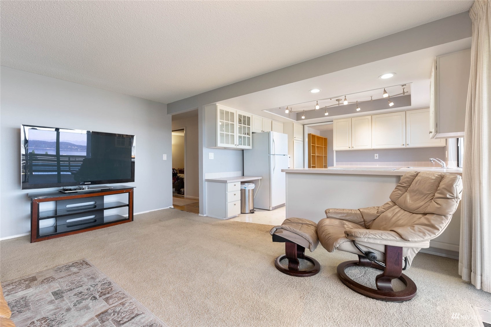 1303 Sequalish Street