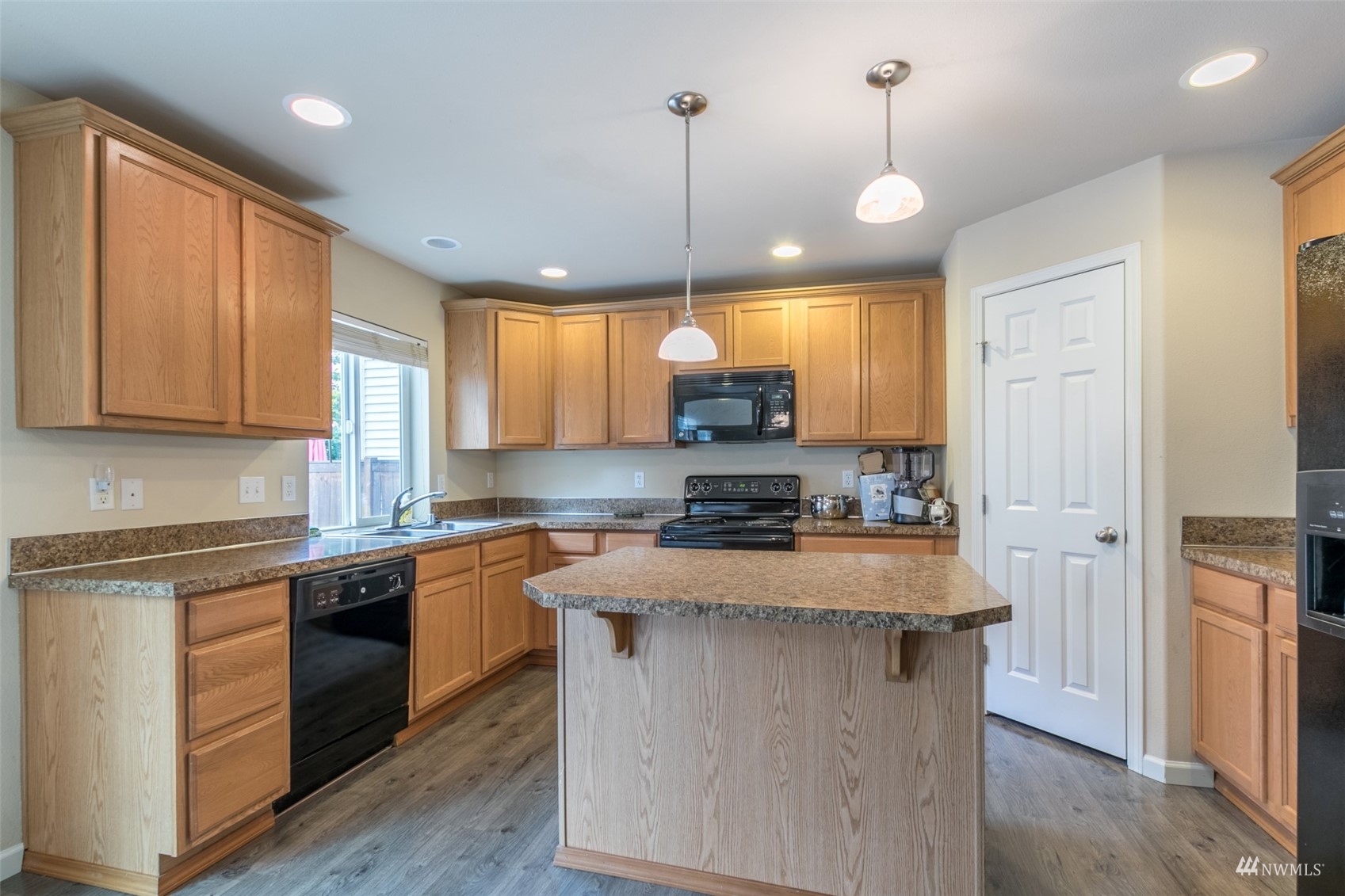 11628 188th Street E