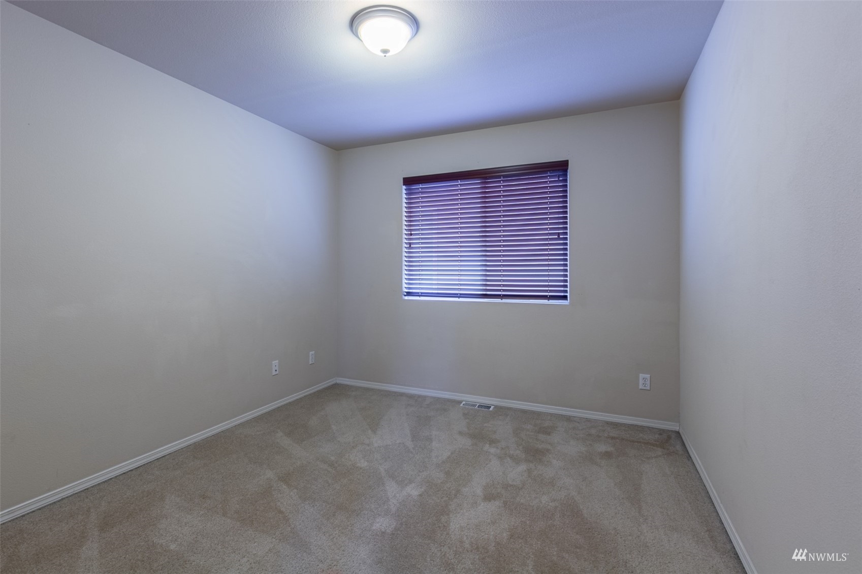 11628 188th Street E