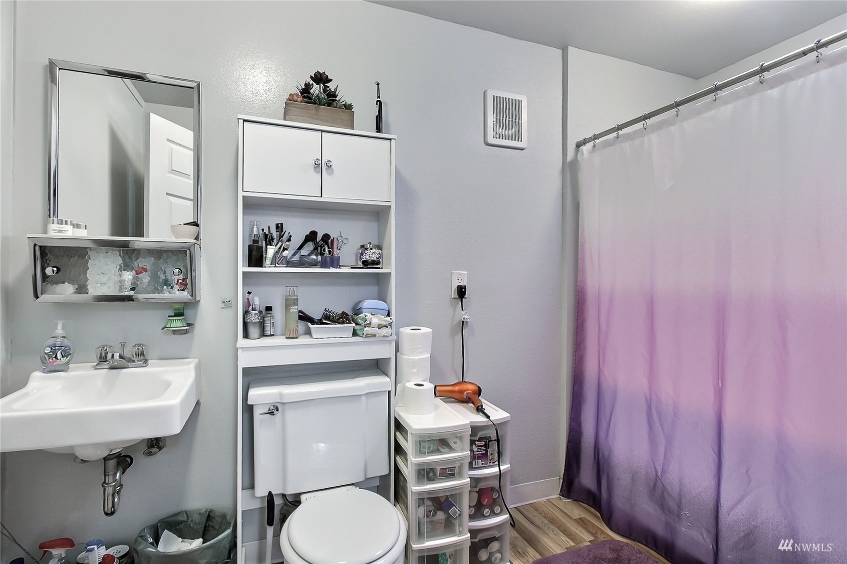 17105 6th Avenue Ct S