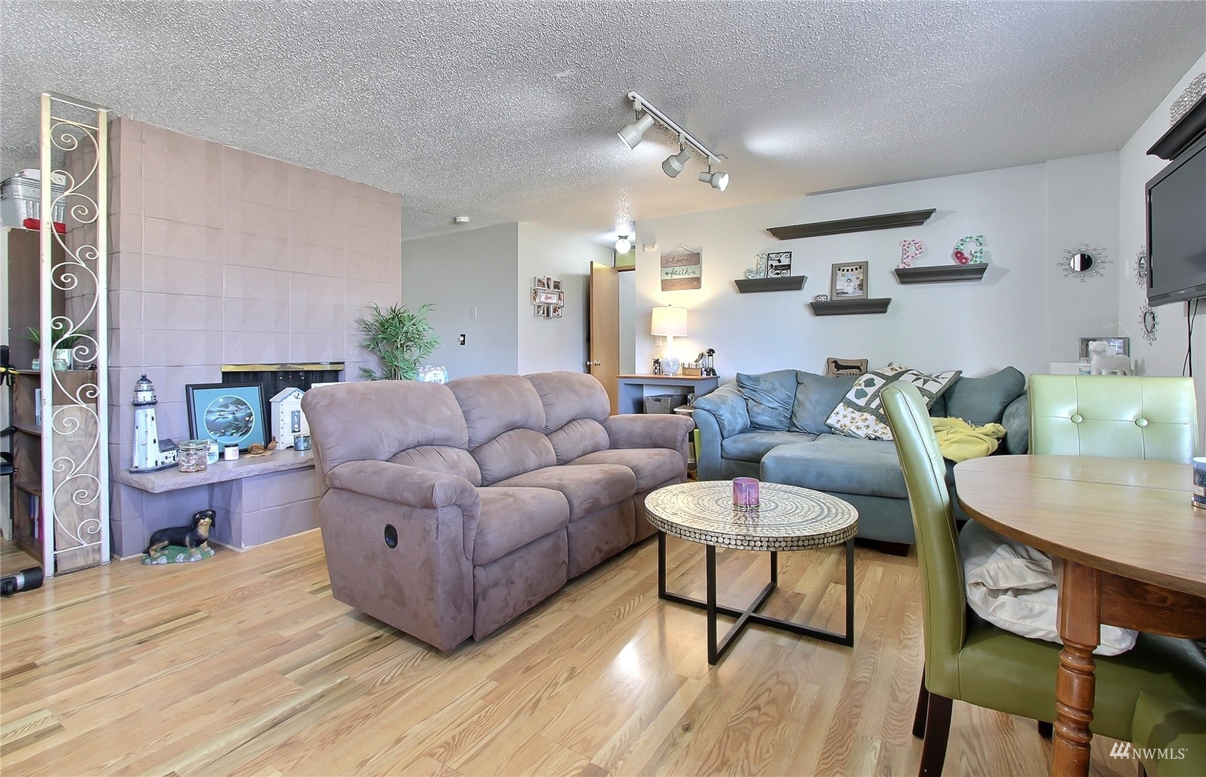 17105 6th Avenue Ct S