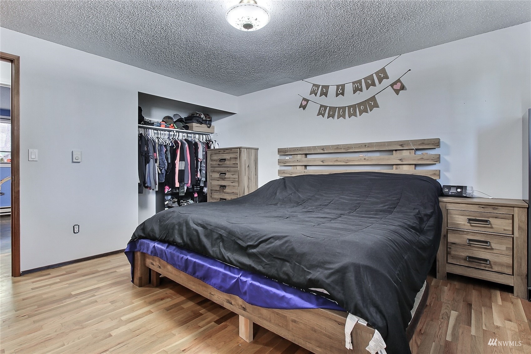 17105 6th Avenue Ct S