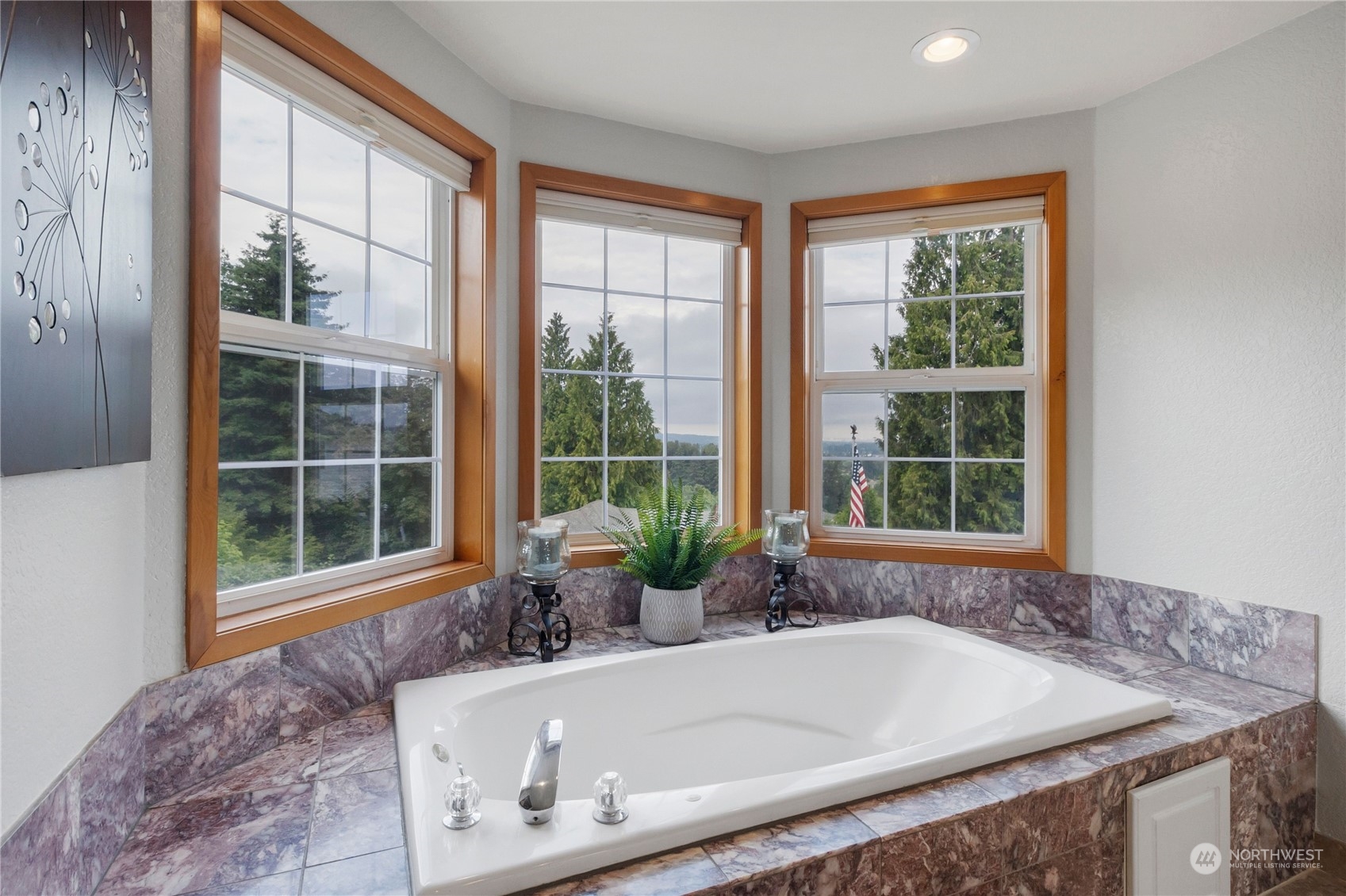 1404 Amber Boulevard