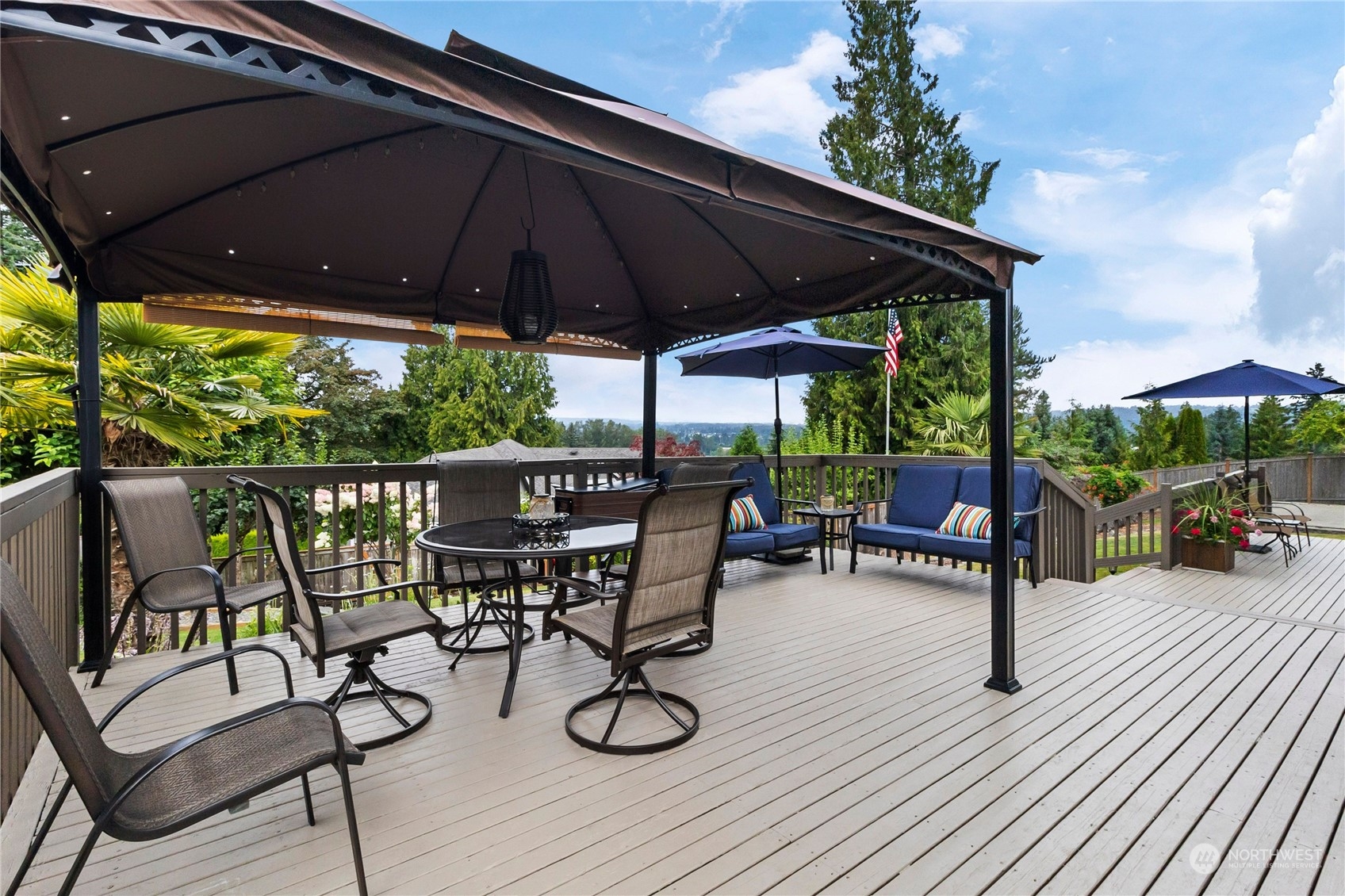 1404 Amber Boulevard