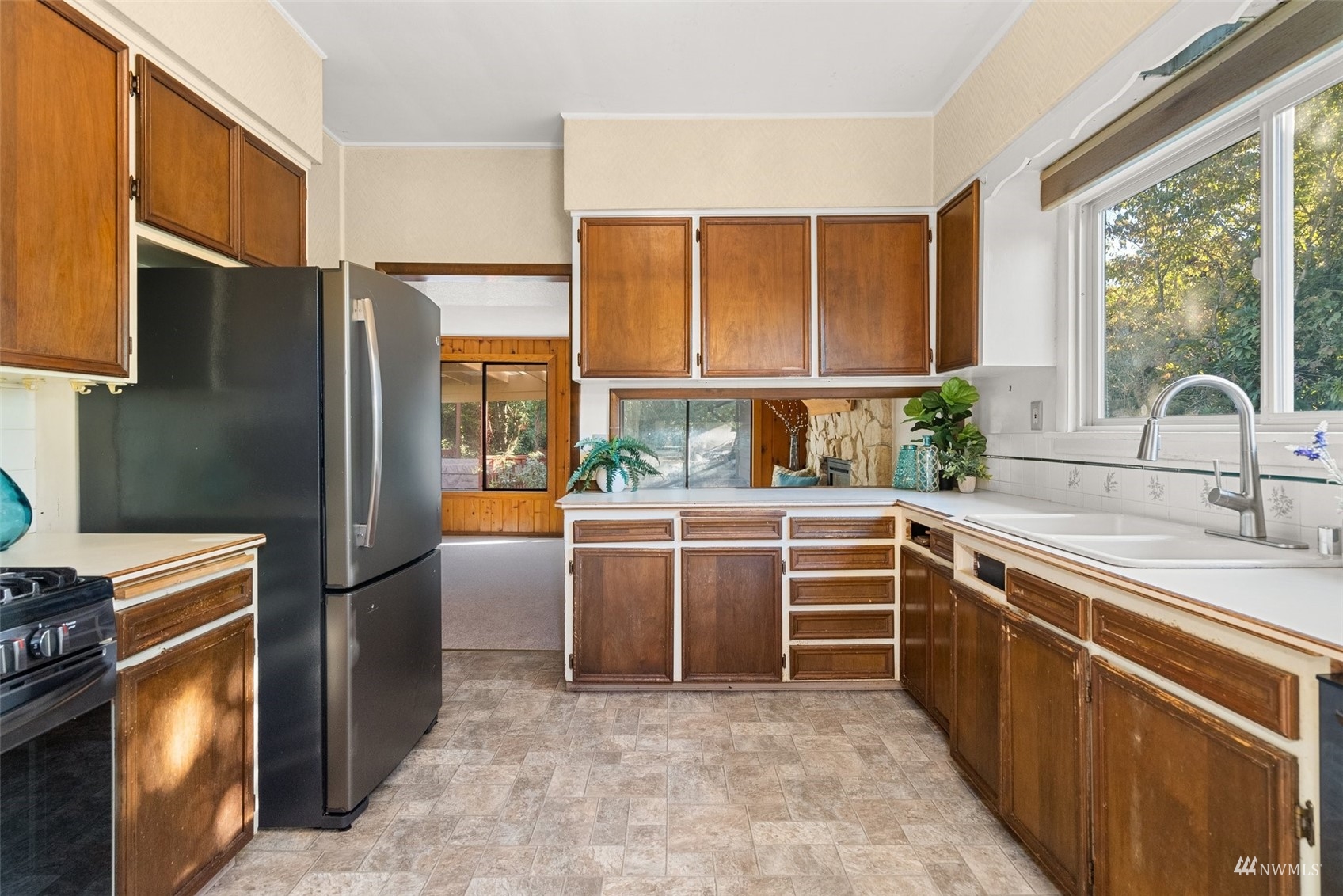 1418 3rd Street SE