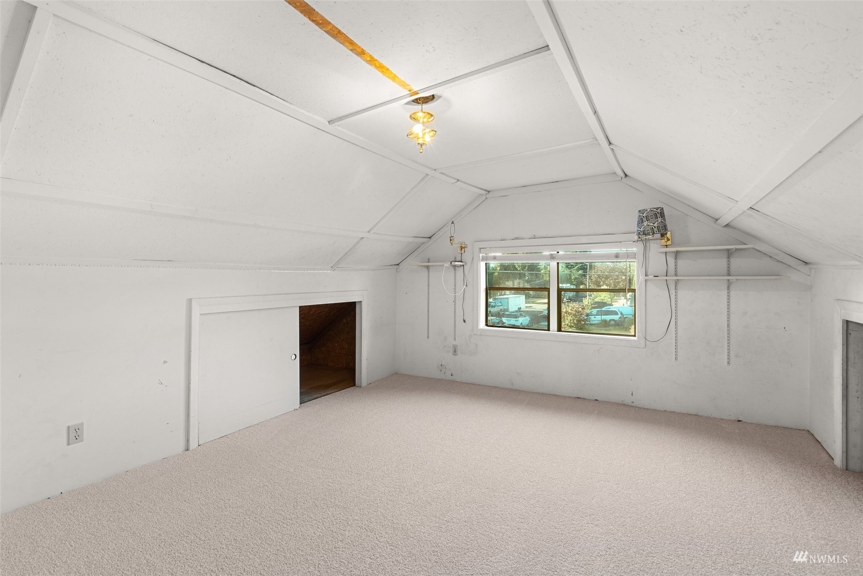 1418 3rd Street SE