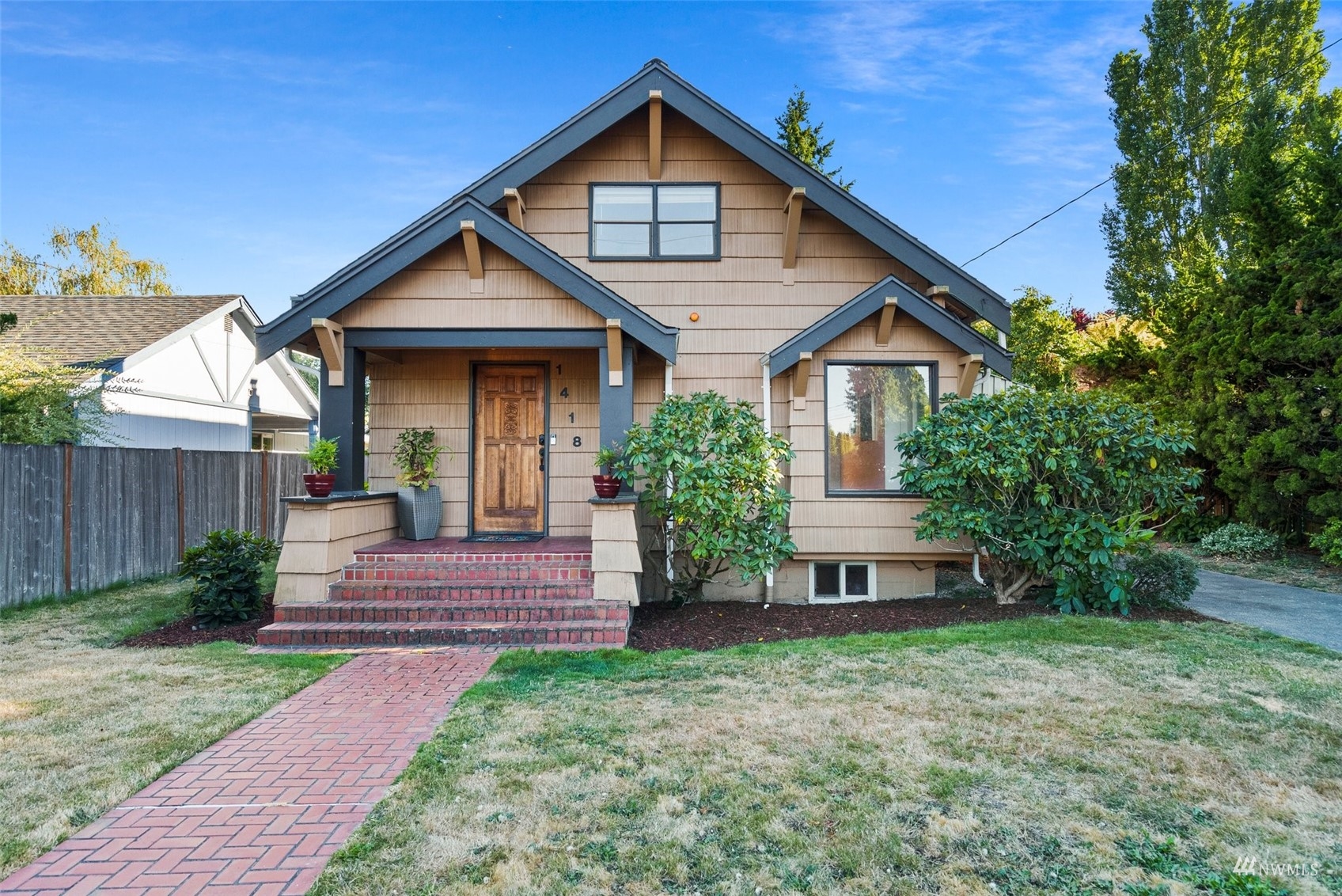1418 3rd Street SE
