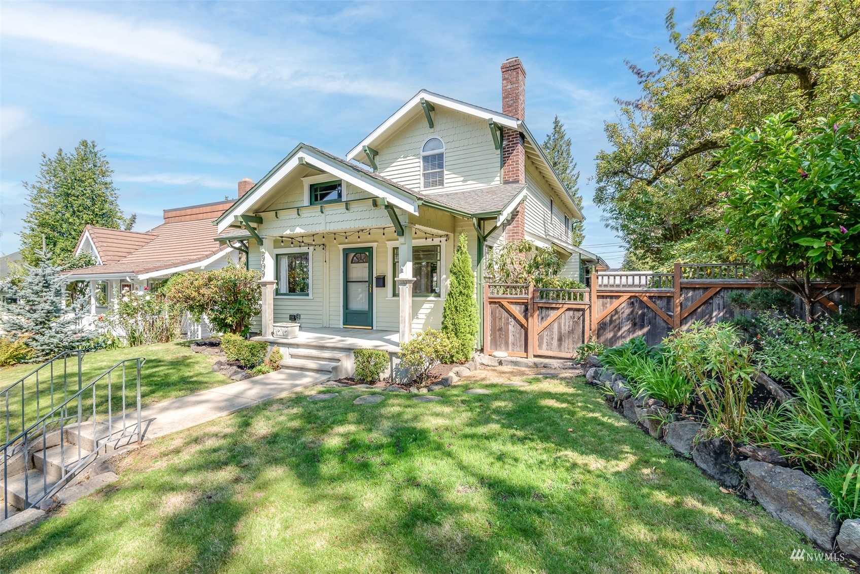 909 N Sheridan Avenue