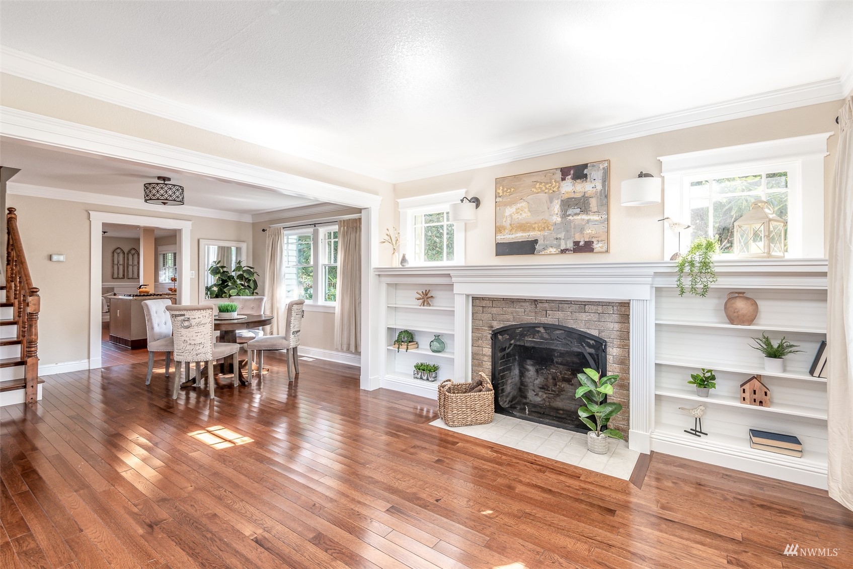 909 N Sheridan Avenue