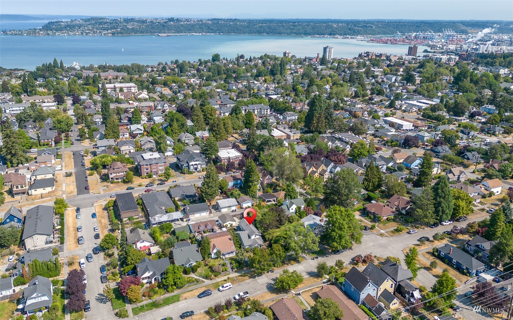 909 N Sheridan Avenue